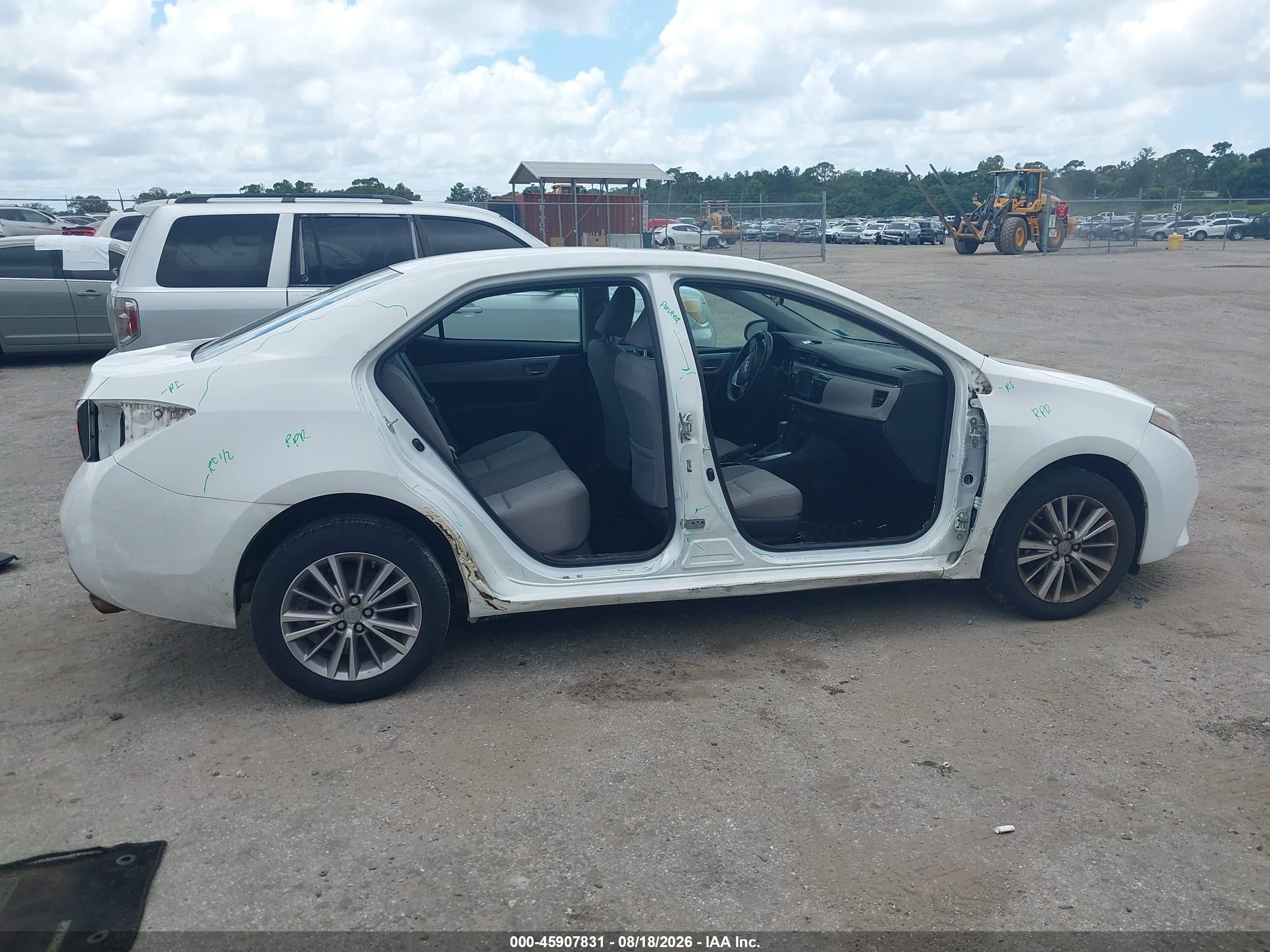 2014 Toyota Corolla Le Plus White vin: 2T1BURHE8EC154647