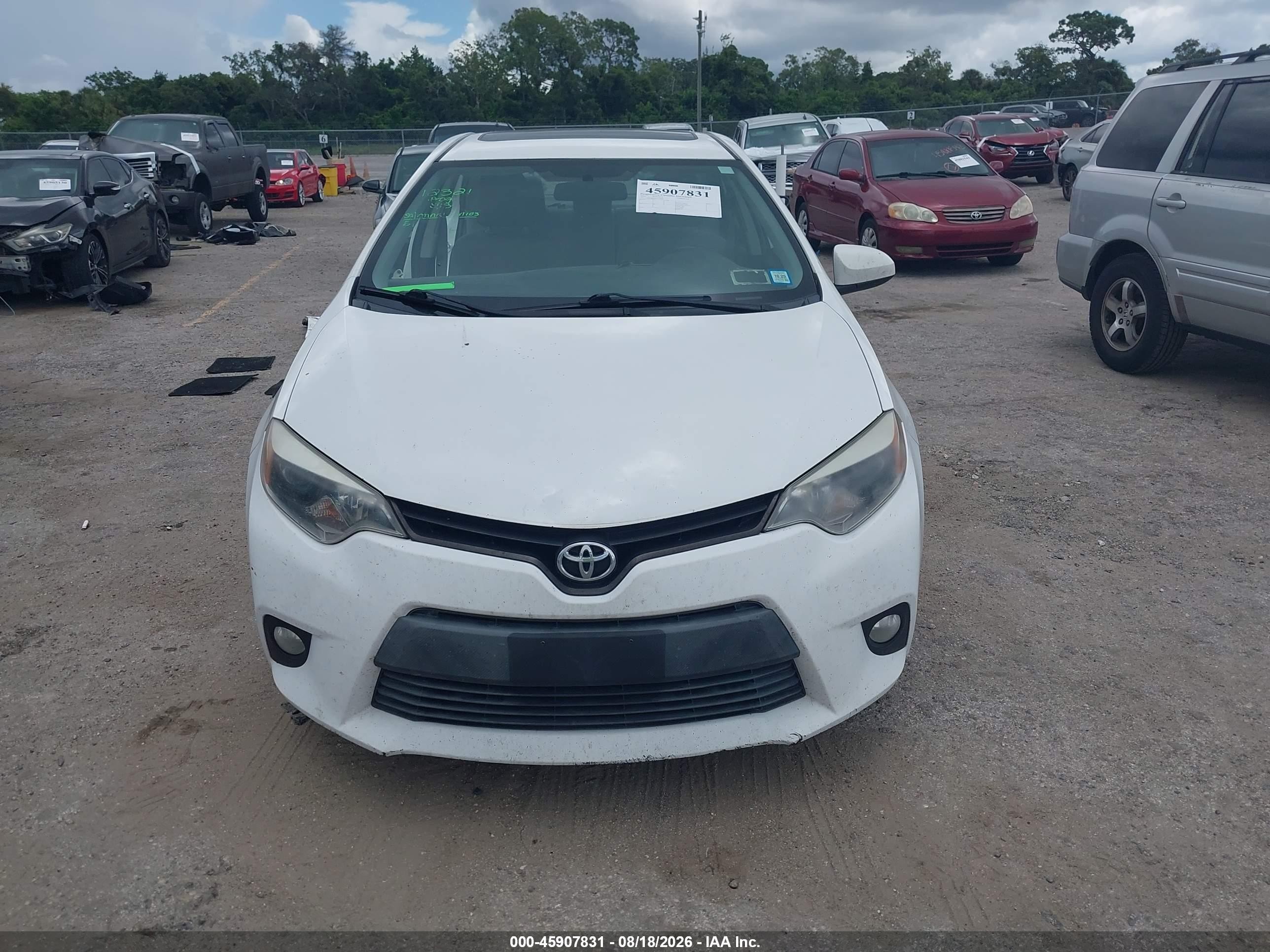 2014 Toyota Corolla Le Plus White vin: 2T1BURHE8EC154647