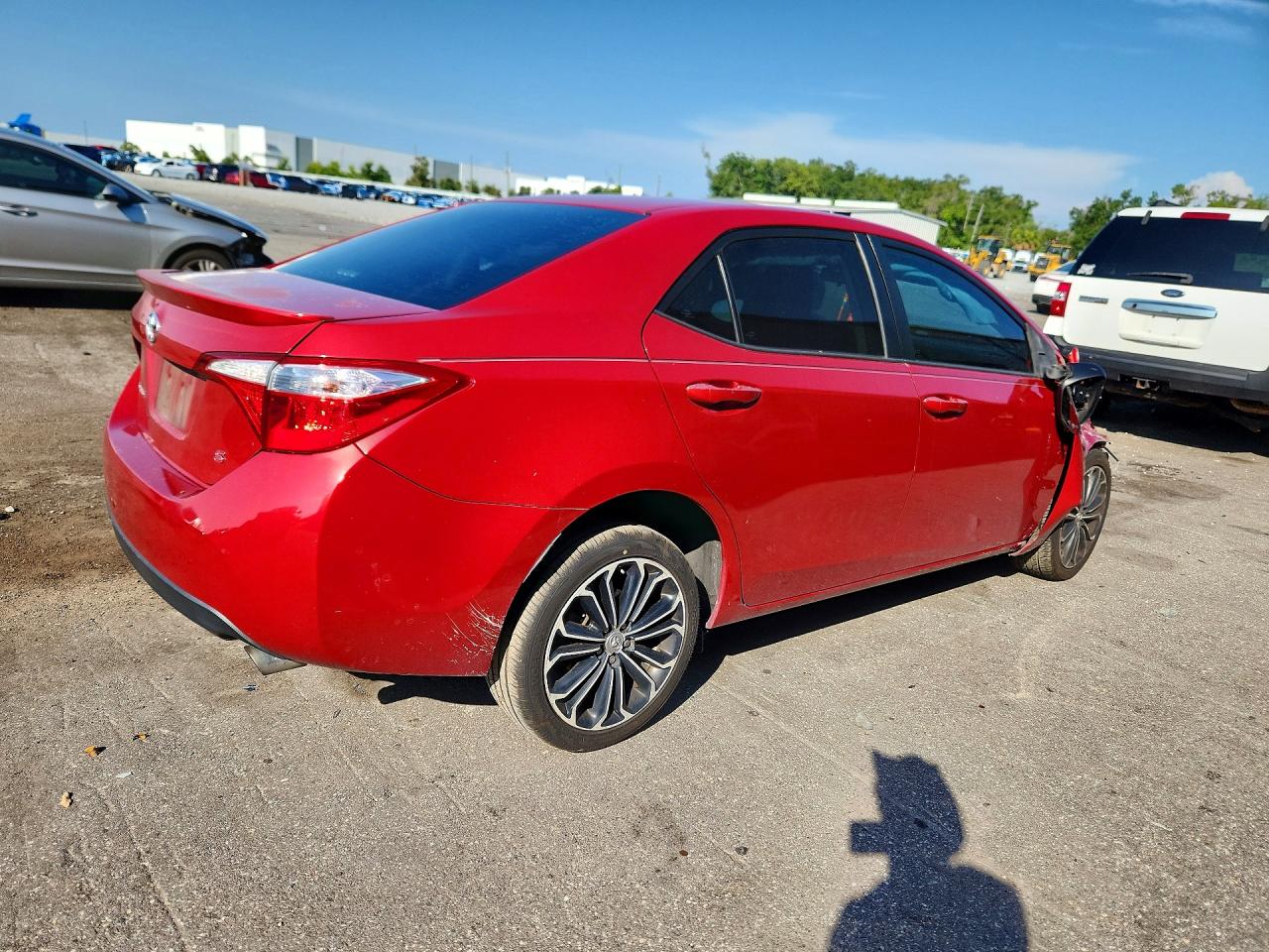 2014 Toyota Corolla S Plus Красный vin: 2T1BURHE8EC190158