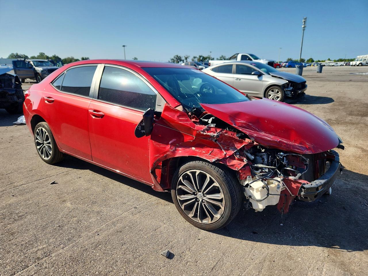 2014 Toyota Corolla S Plus Красный vin: 2T1BURHE8EC190158