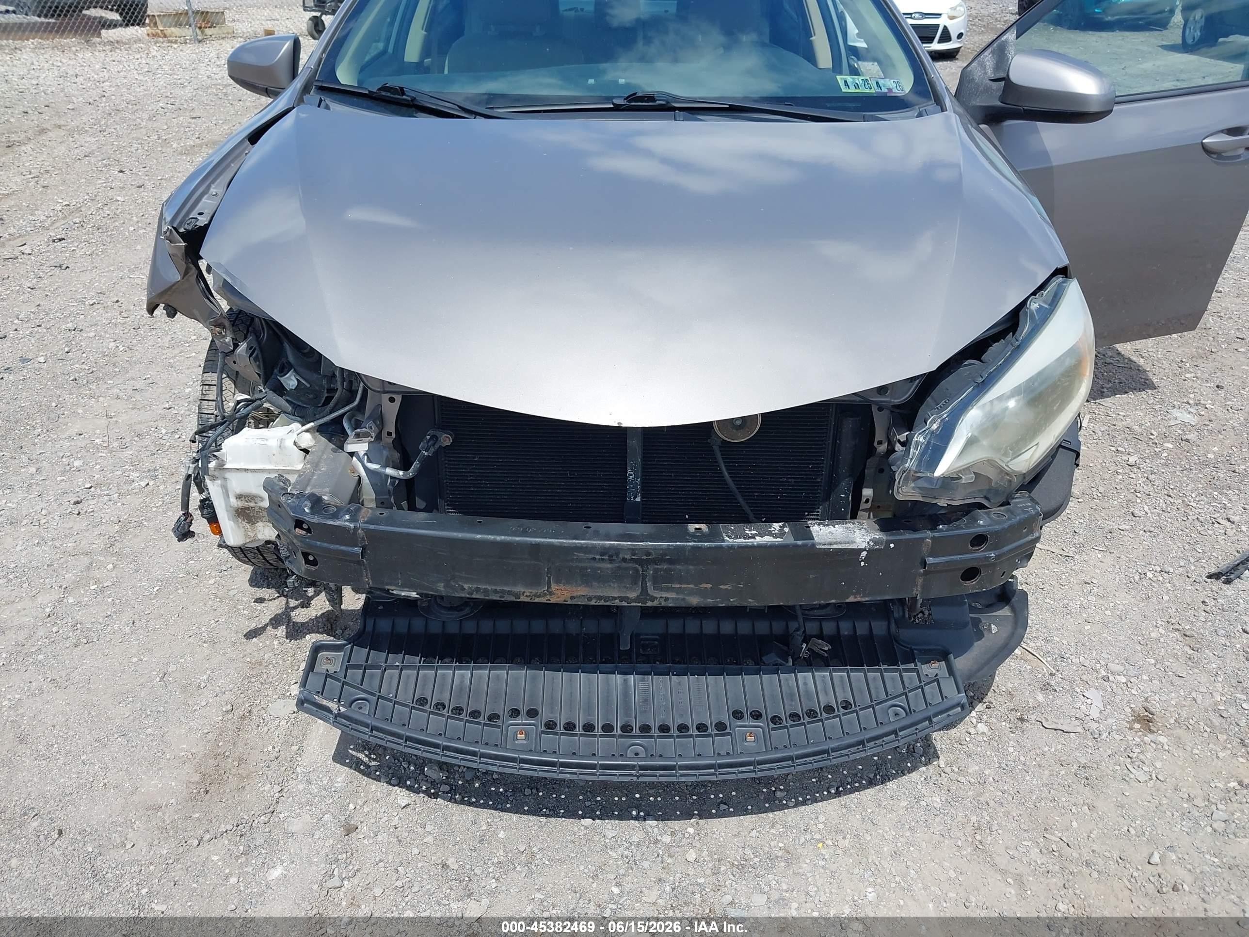 2014 Toyota Corolla Le Silver vin: 2T1BURHE8EC204205
