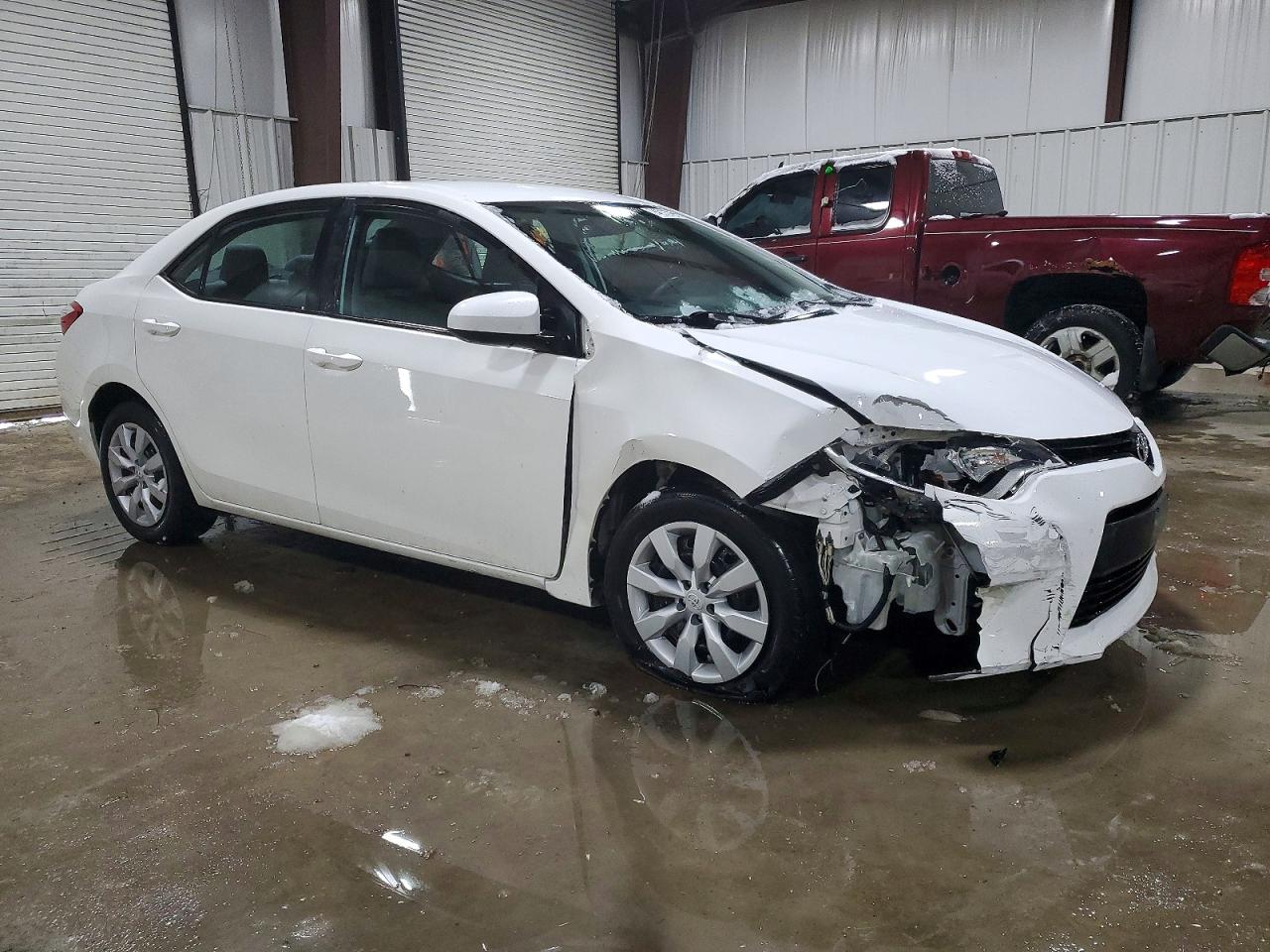 2014 Toyota Corolla Le White vin: 2T1BURHE8EC204351