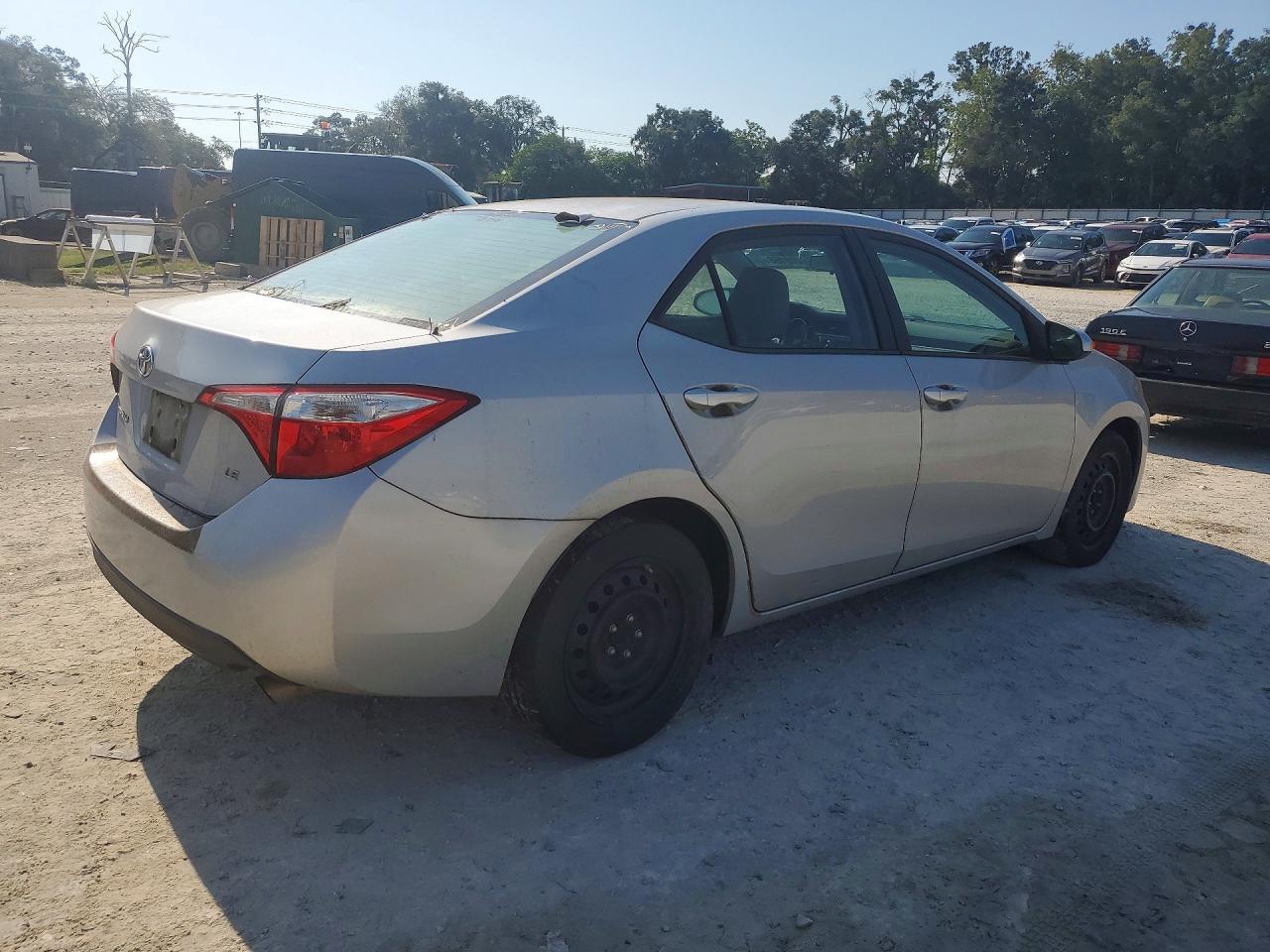 2014 Toyota Corolla Le Silver vin: 2T1BURHE8EC211607