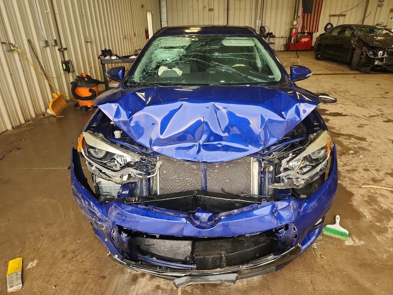 2014 Toyota Corolla S Plus Blue vin: 2T1BURHE8EC223112