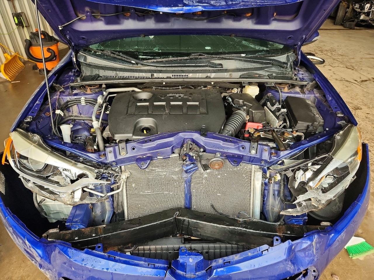 2014 Toyota Corolla S Plus Blue vin: 2T1BURHE8EC223112