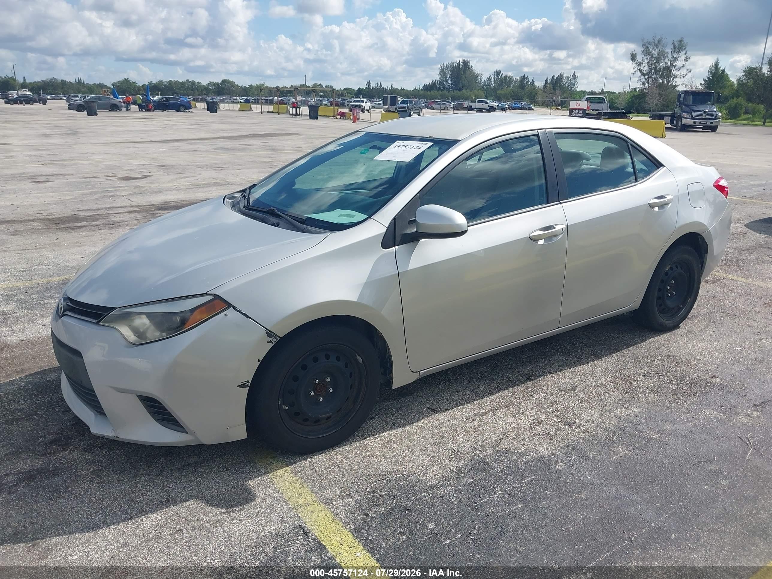 2015 Toyota Corolla Le Silver vin: 2T1BURHE8FC229719