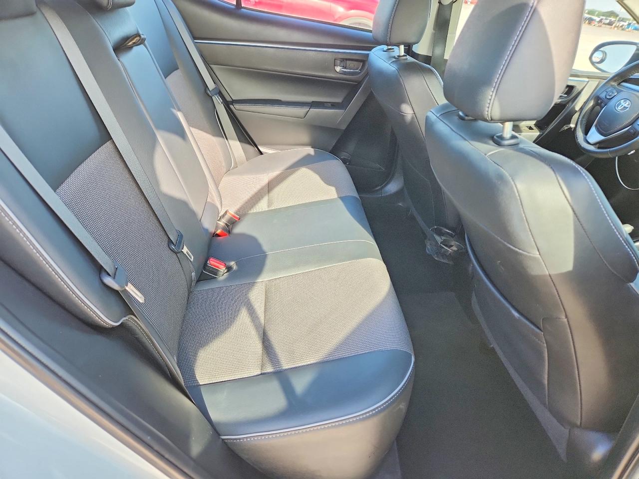 2015 Toyota Corolla L White vin: 2T1BURHE8FC231616