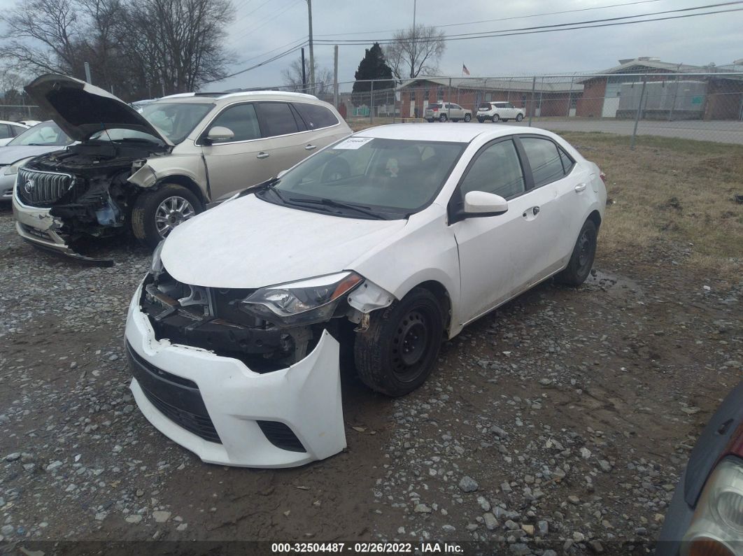 2015 Toyota Corolla L/le/s/s Plus/le Plus White vin: 2T1BURHE8FC238811