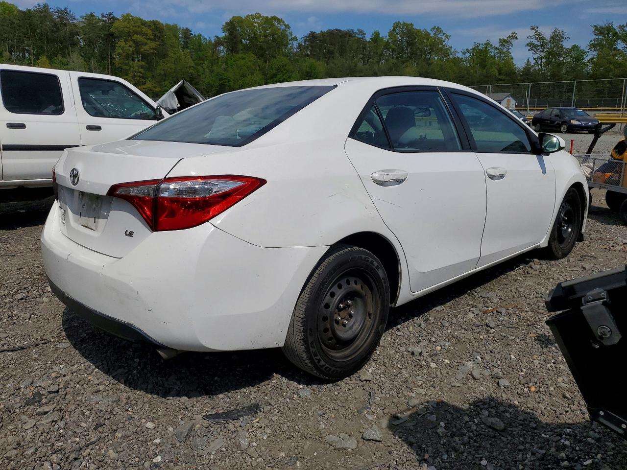 2015 Toyota Corolla Le White vin: 2T1BURHE8FC238811