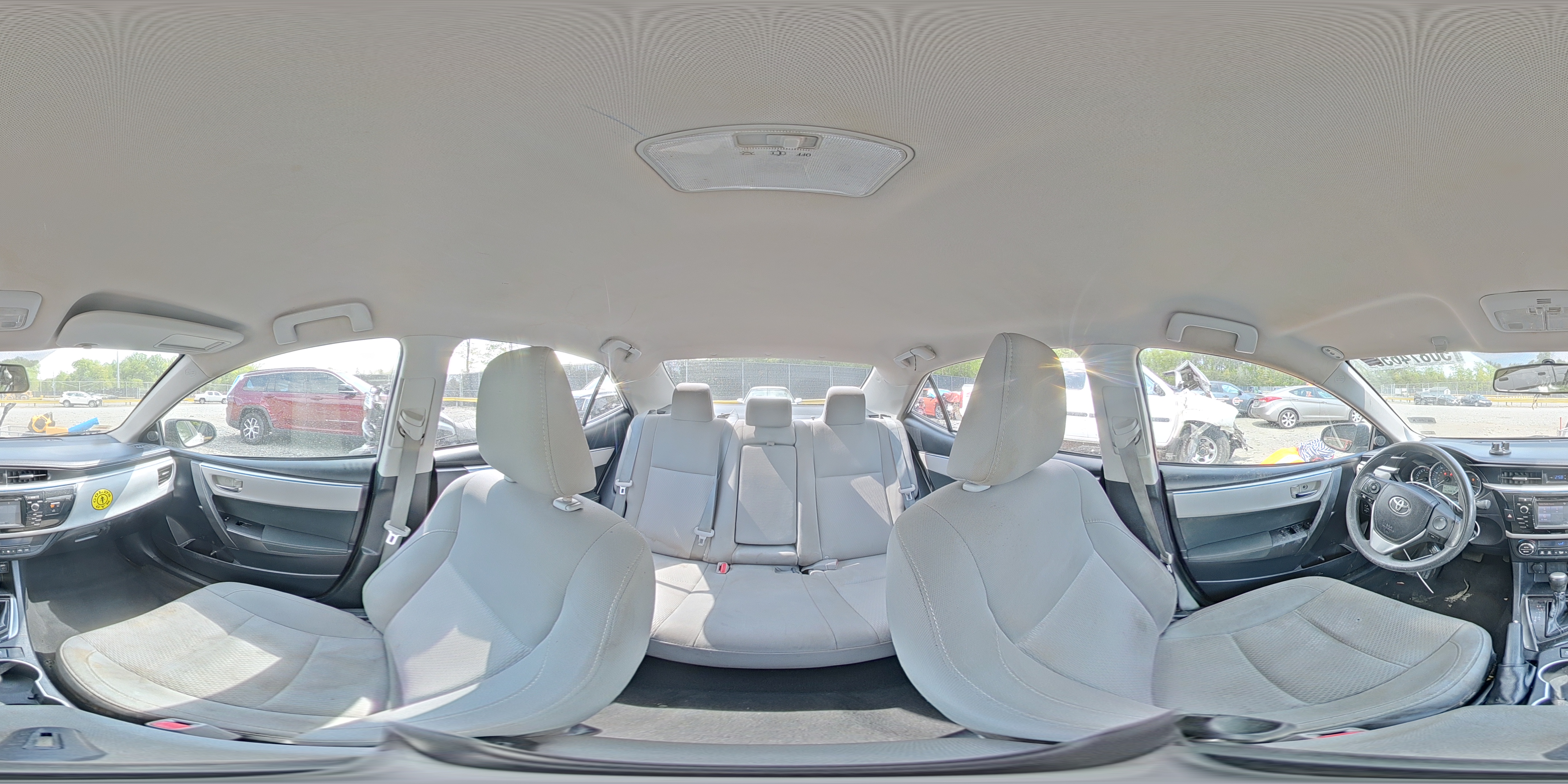 2015 Toyota Corolla Le White vin: 2T1BURHE8FC238811