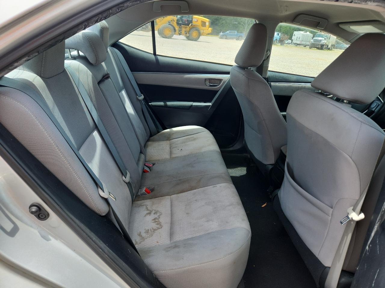 2015 Toyota Corolla Le Серебряный vin: 2T1BURHE8FC239294