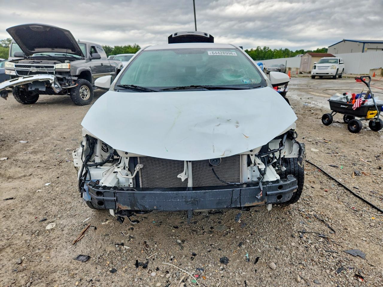 2015 Toyota Corolla Le White vin: 2T1BURHE8FC241353