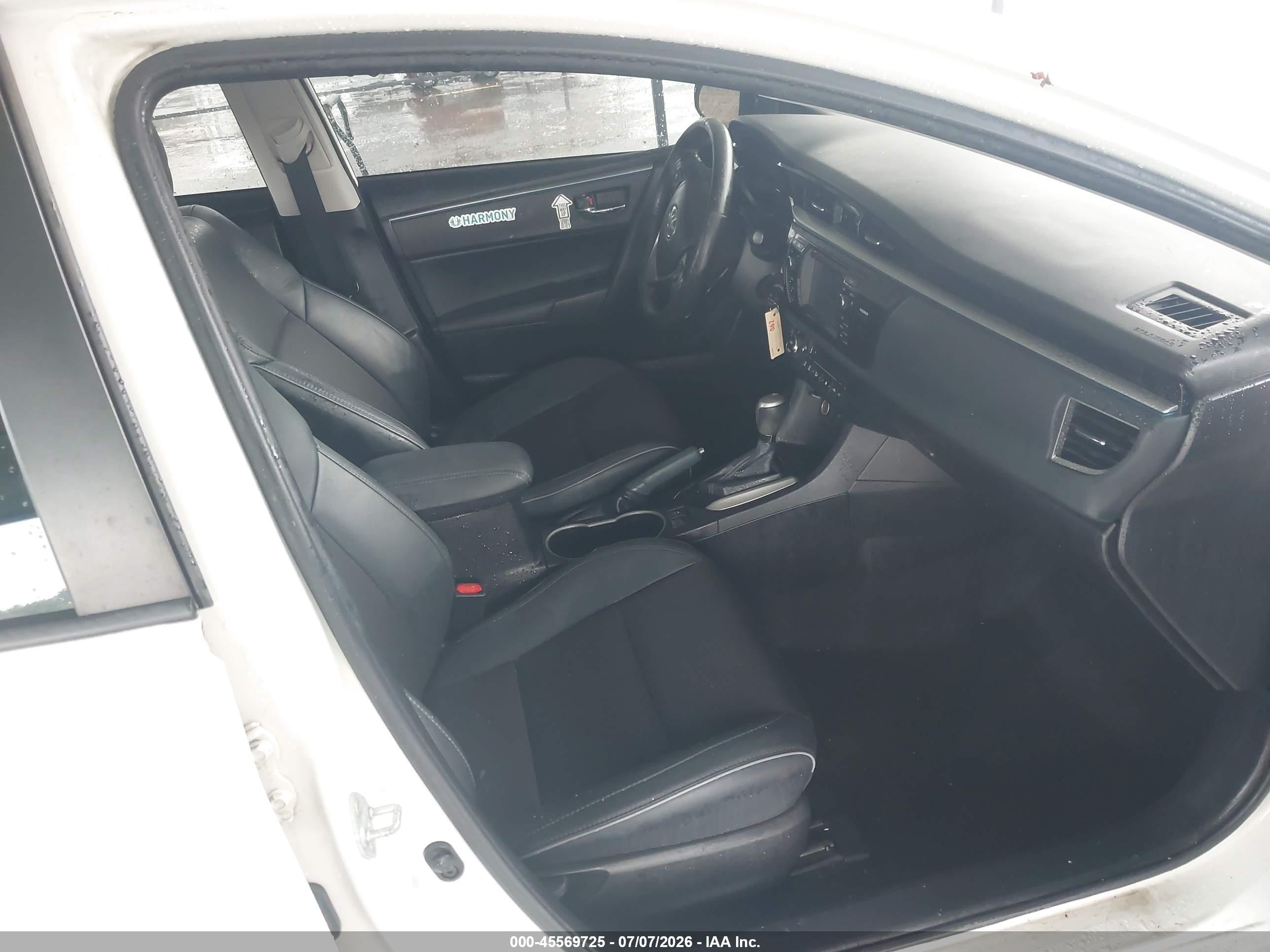 2015 Toyota Corolla S Plus White vin: 2T1BURHE8FC245287