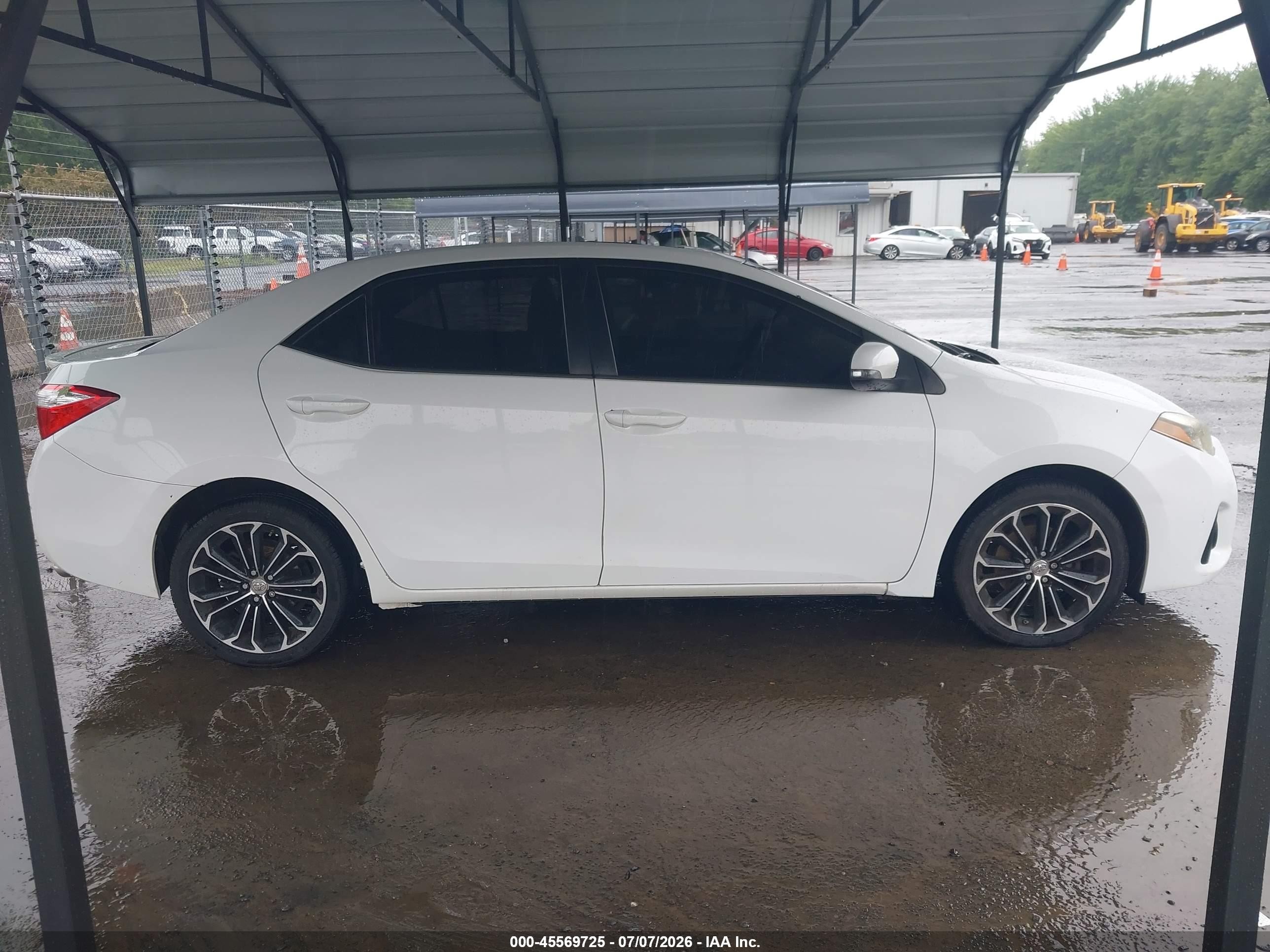 2015 Toyota Corolla S Plus White vin: 2T1BURHE8FC245287