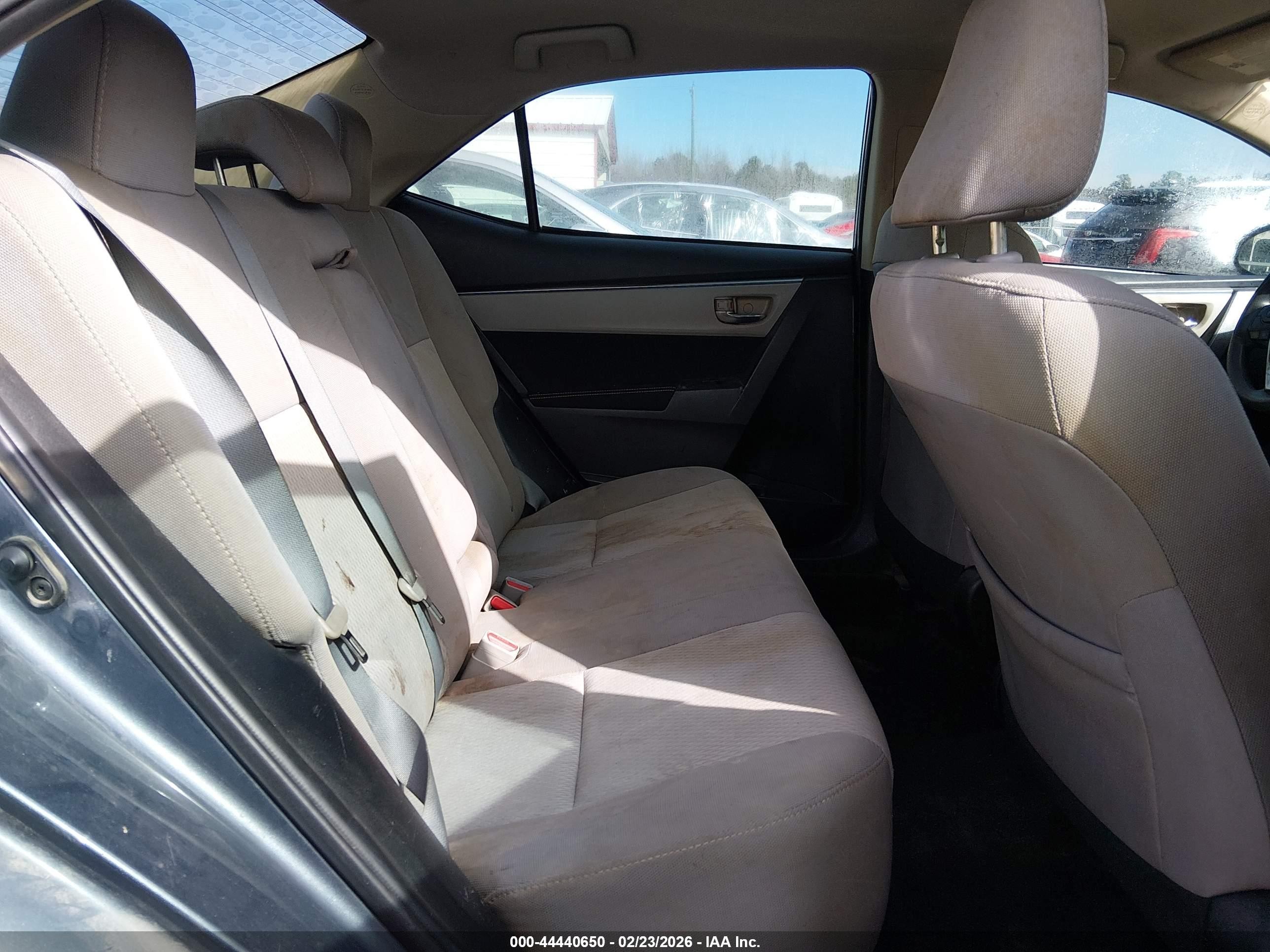 2015 Toyota Corolla Le Gray vin: 2T1BURHE8FC270335