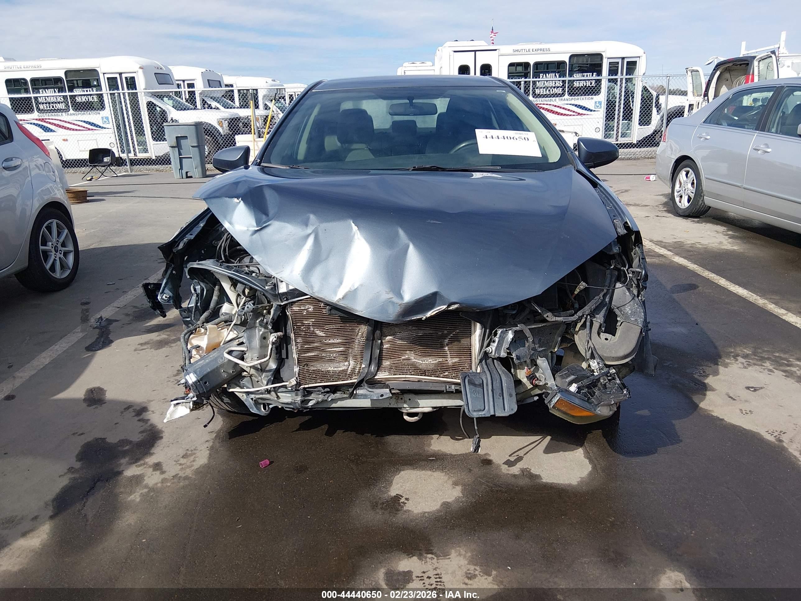 2015 Toyota Corolla Le Gray vin: 2T1BURHE8FC270335