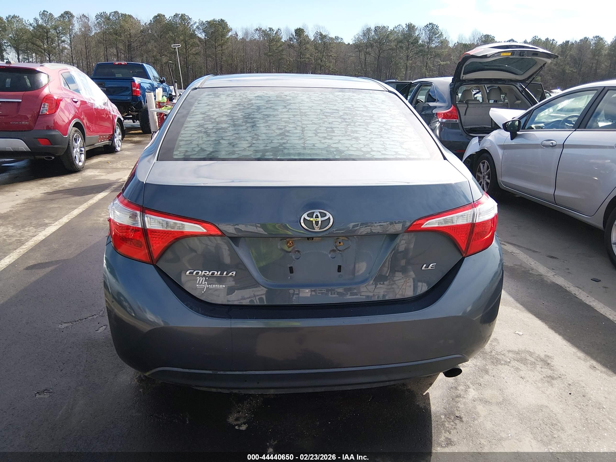 2015 Toyota Corolla Le Gray vin: 2T1BURHE8FC270335