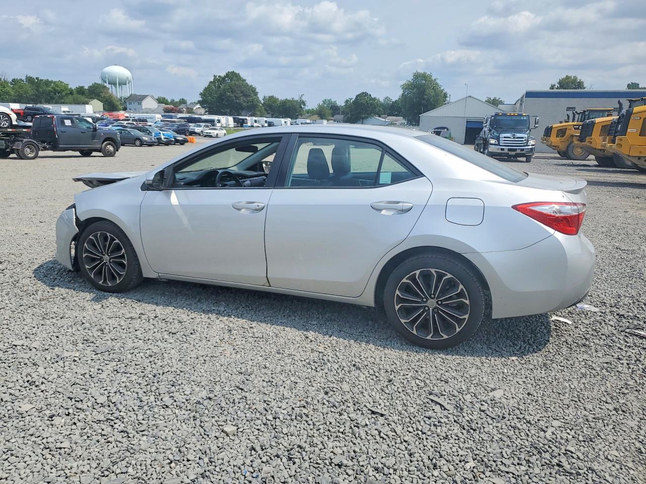 2015 Toyota Corolla S Plus Silver vin: 2T1BURHE8FC272912