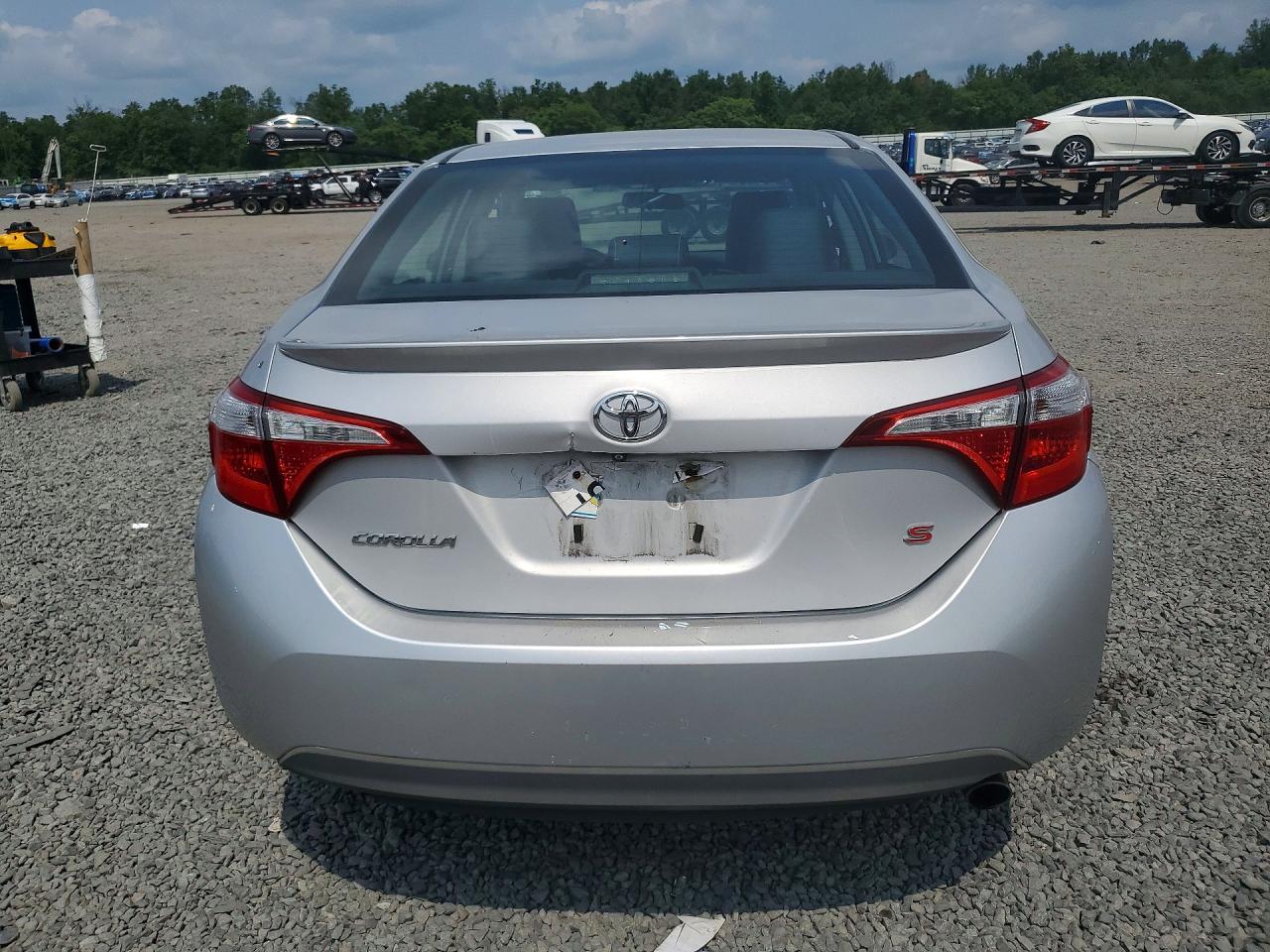2015 Toyota Corolla S Plus Silver vin: 2T1BURHE8FC272912