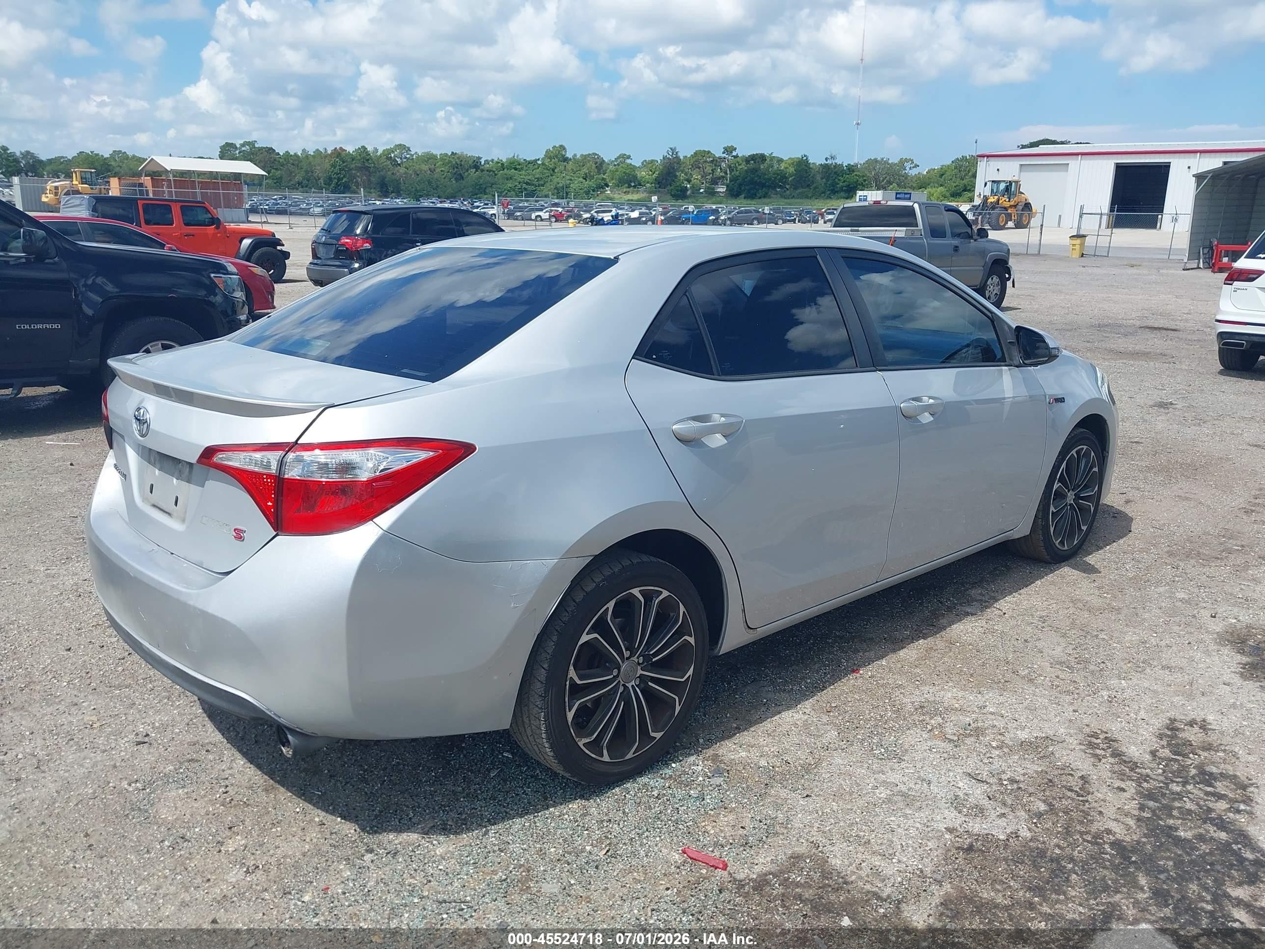 2015 Toyota Corolla S Plus Silver vin: 2T1BURHE8FC274465