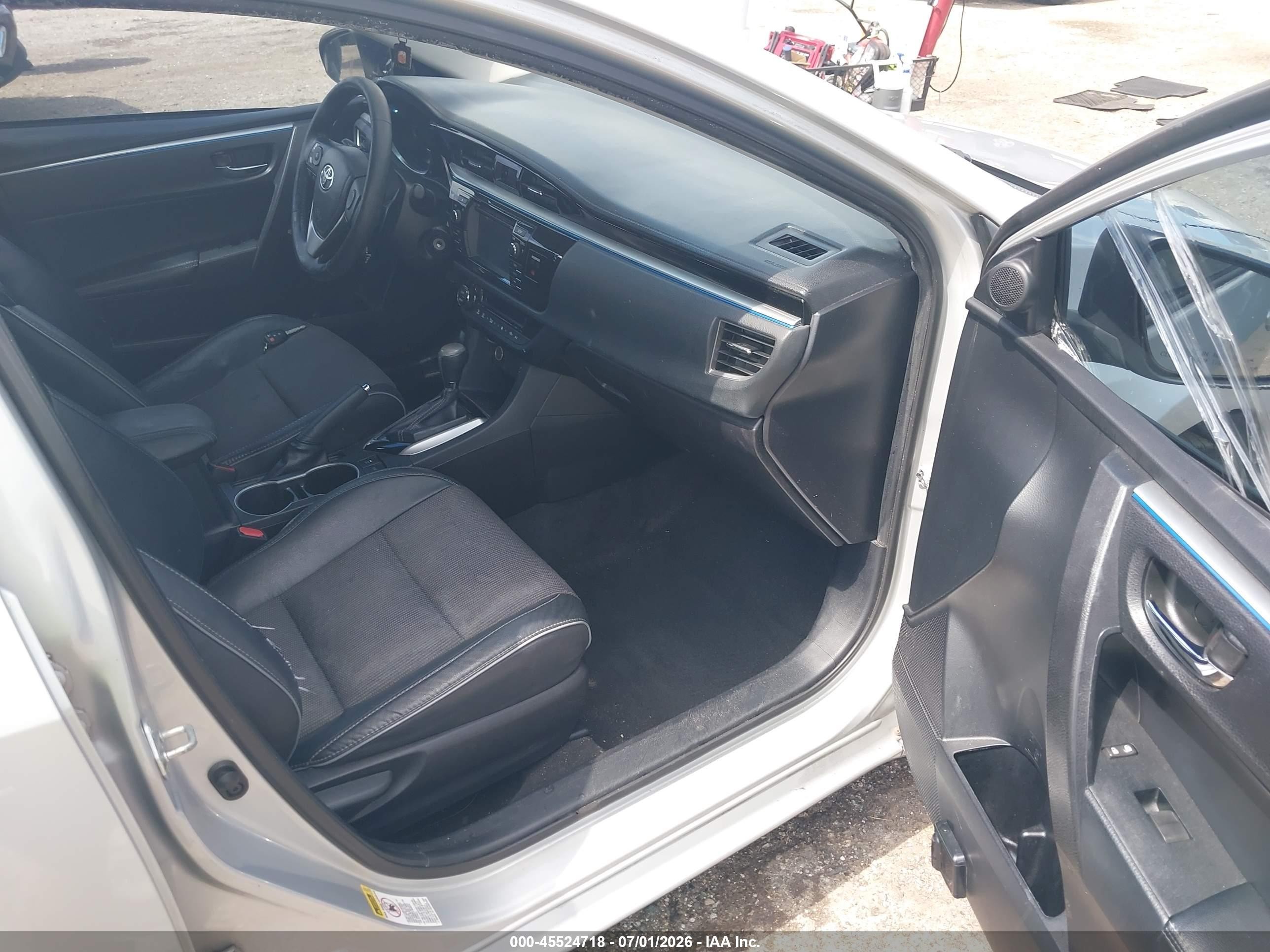 2015 Toyota Corolla S Plus Silver vin: 2T1BURHE8FC274465