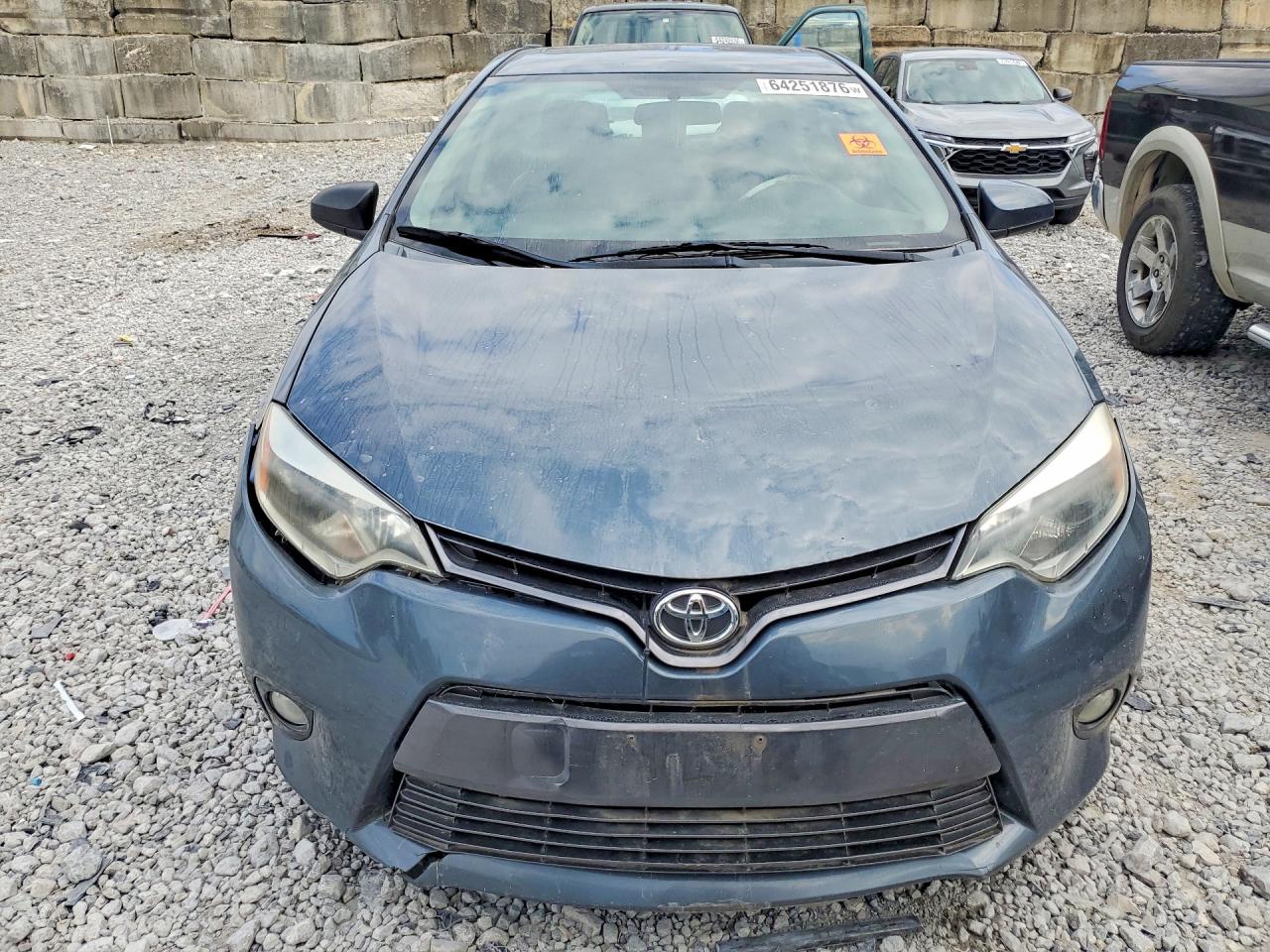 2015 Toyota Corolla Le Plus Blue vin: 2T1BURHE8FC274711