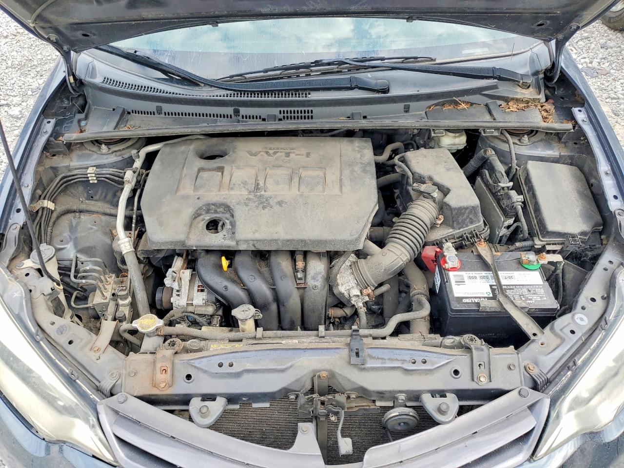 2015 Toyota Corolla Le Plus Blue vin: 2T1BURHE8FC274711