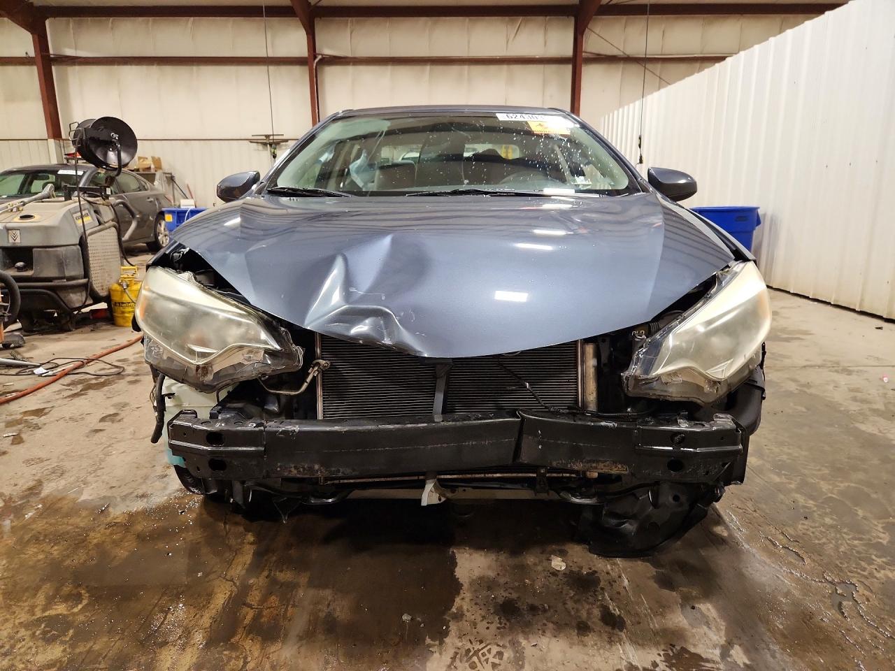 2015 Toyota Corolla Le Gray vin: 2T1BURHE8FC279245
