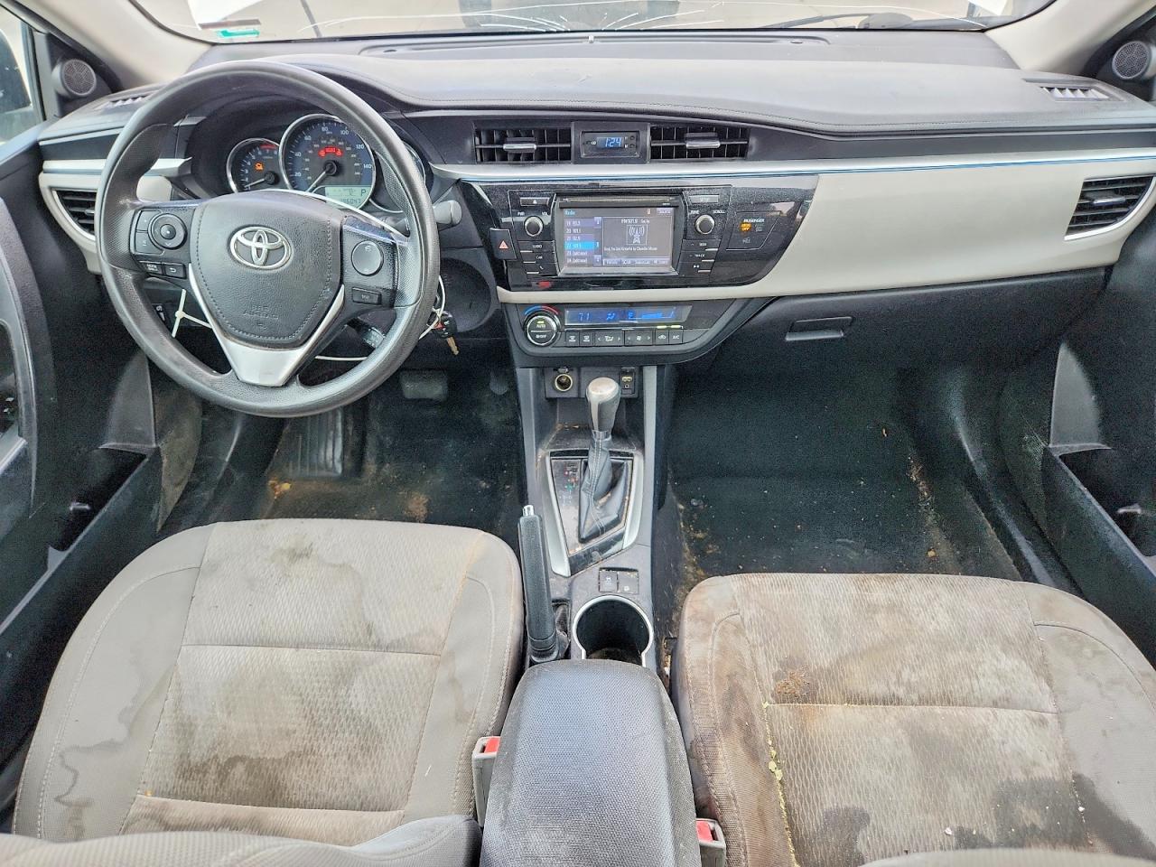 2015 Toyota Corolla Le White vin: 2T1BURHE8FC282078