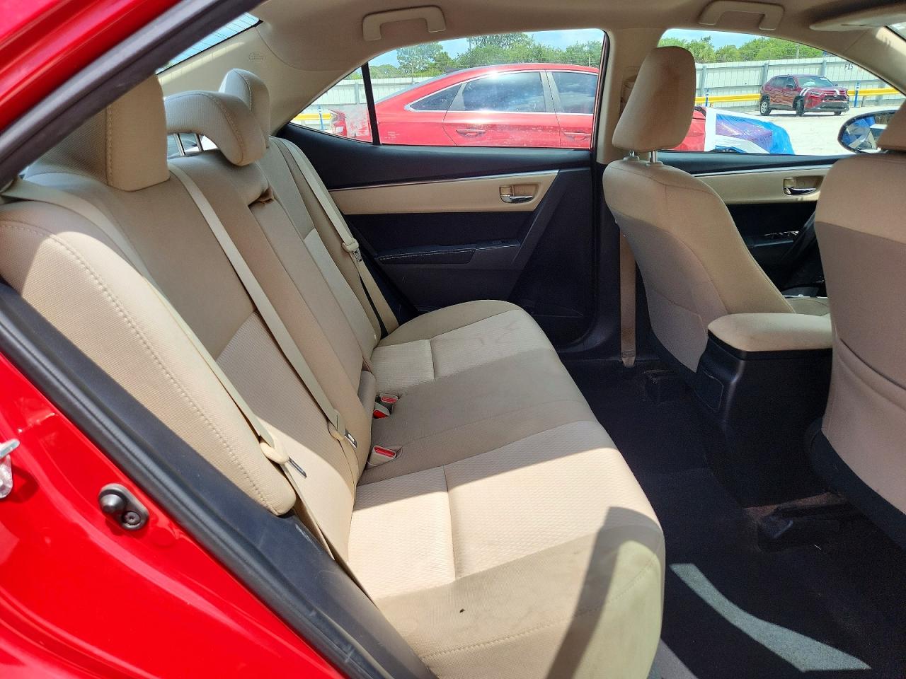 2015 Toyota Corolla Le Red vin: 2T1BURHE8FC286048