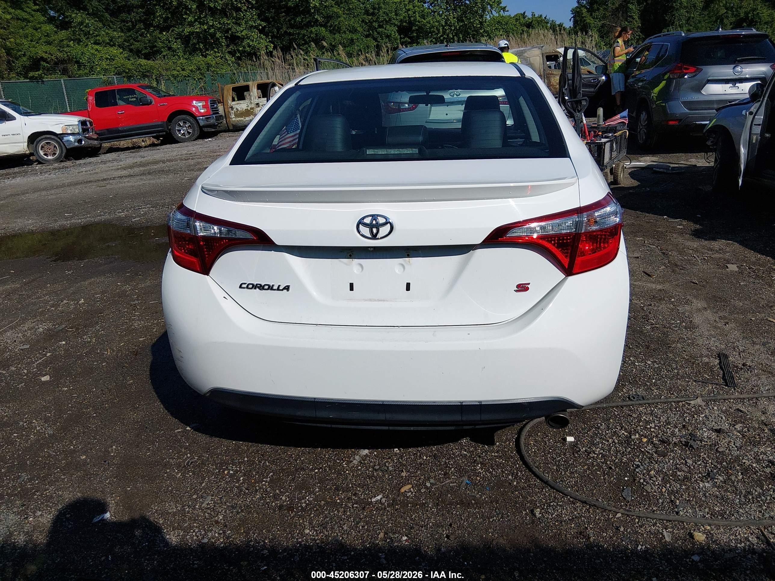 2015 Toyota Corolla S Plus White vin: 2T1BURHE8FC320974