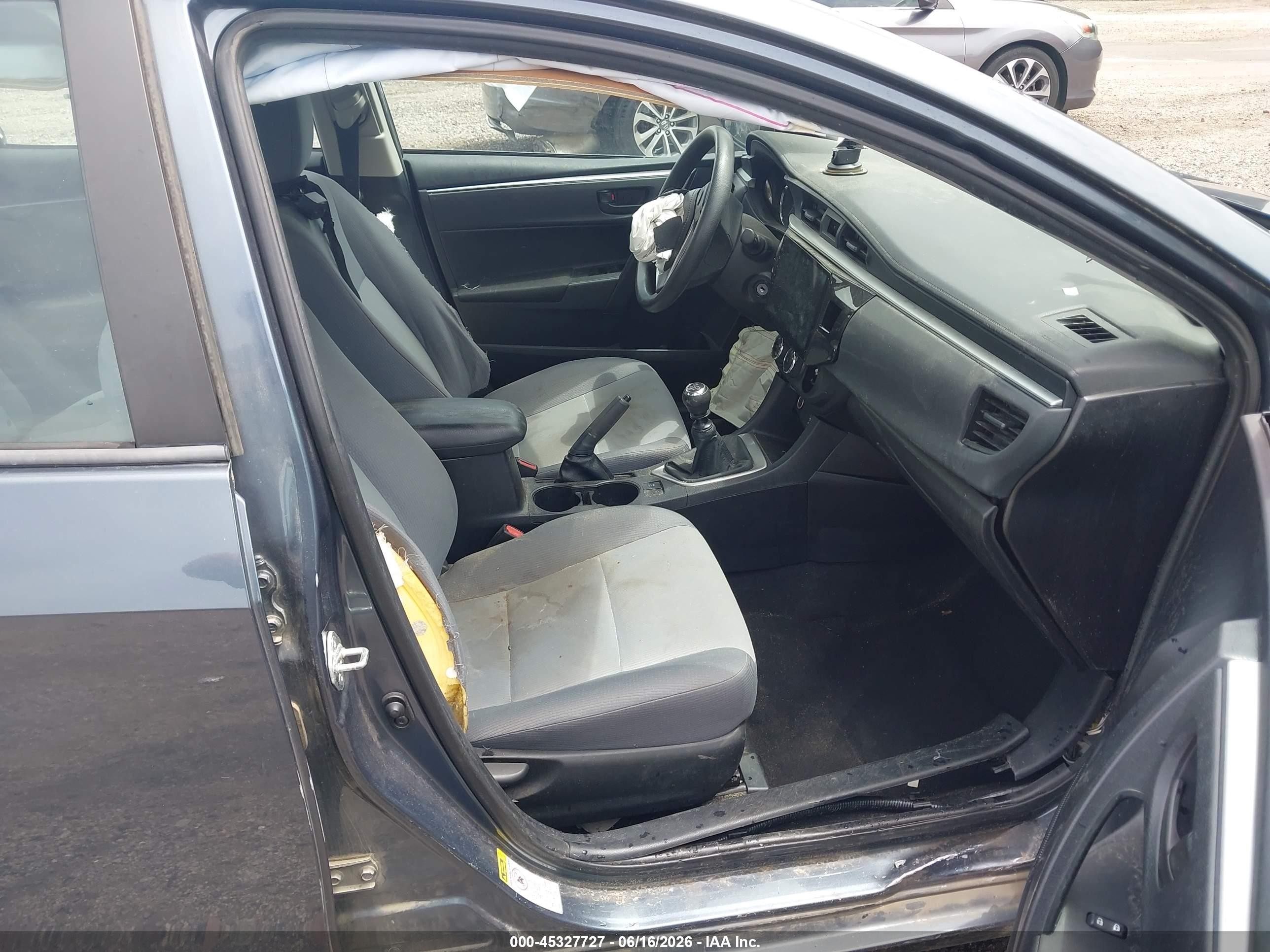 2015 Toyota Corolla L Gray vin: 2T1BURHE8FC322966