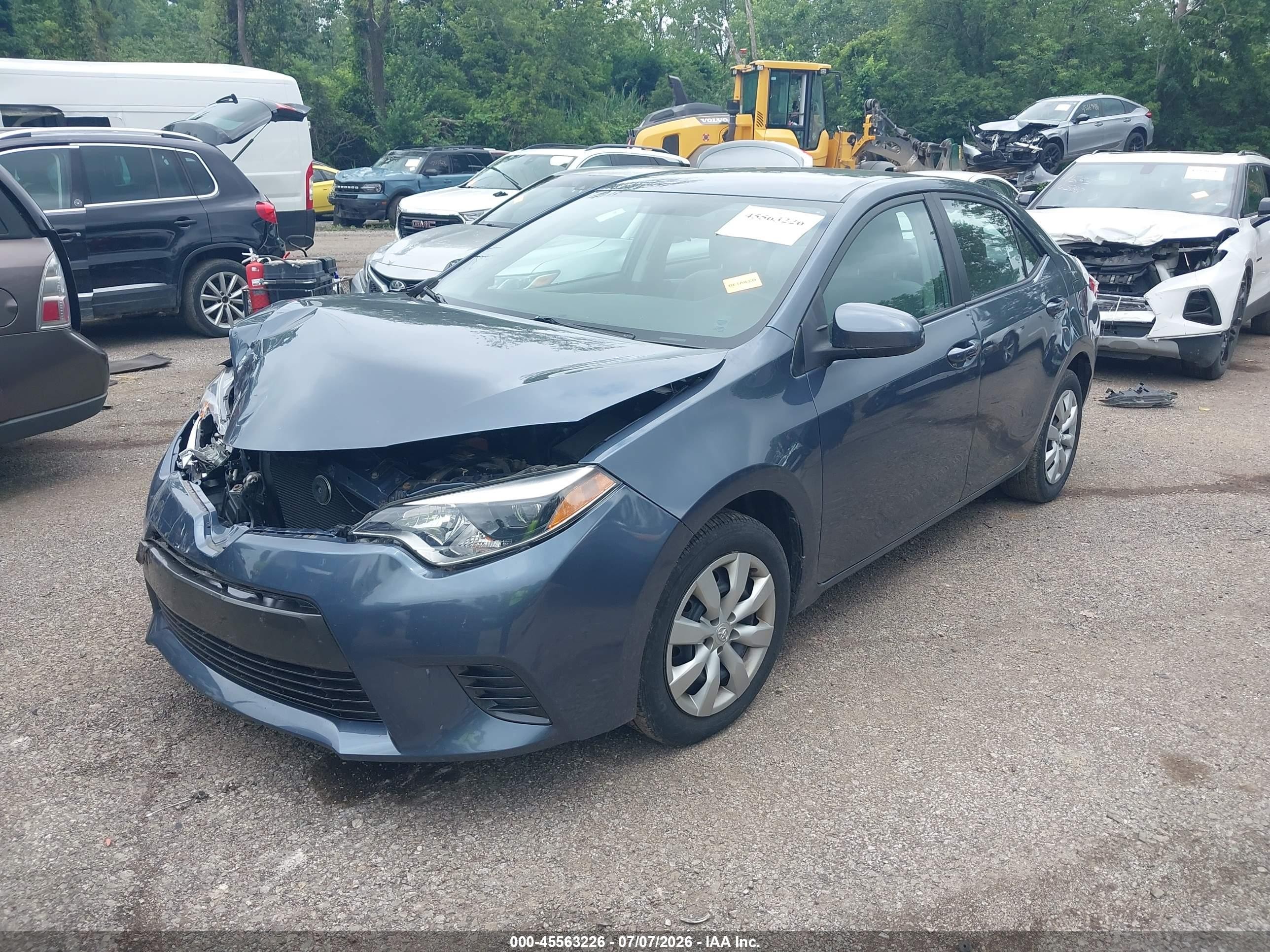 2015 Toyota Corolla Le Blue vin: 2T1BURHE8FC337208