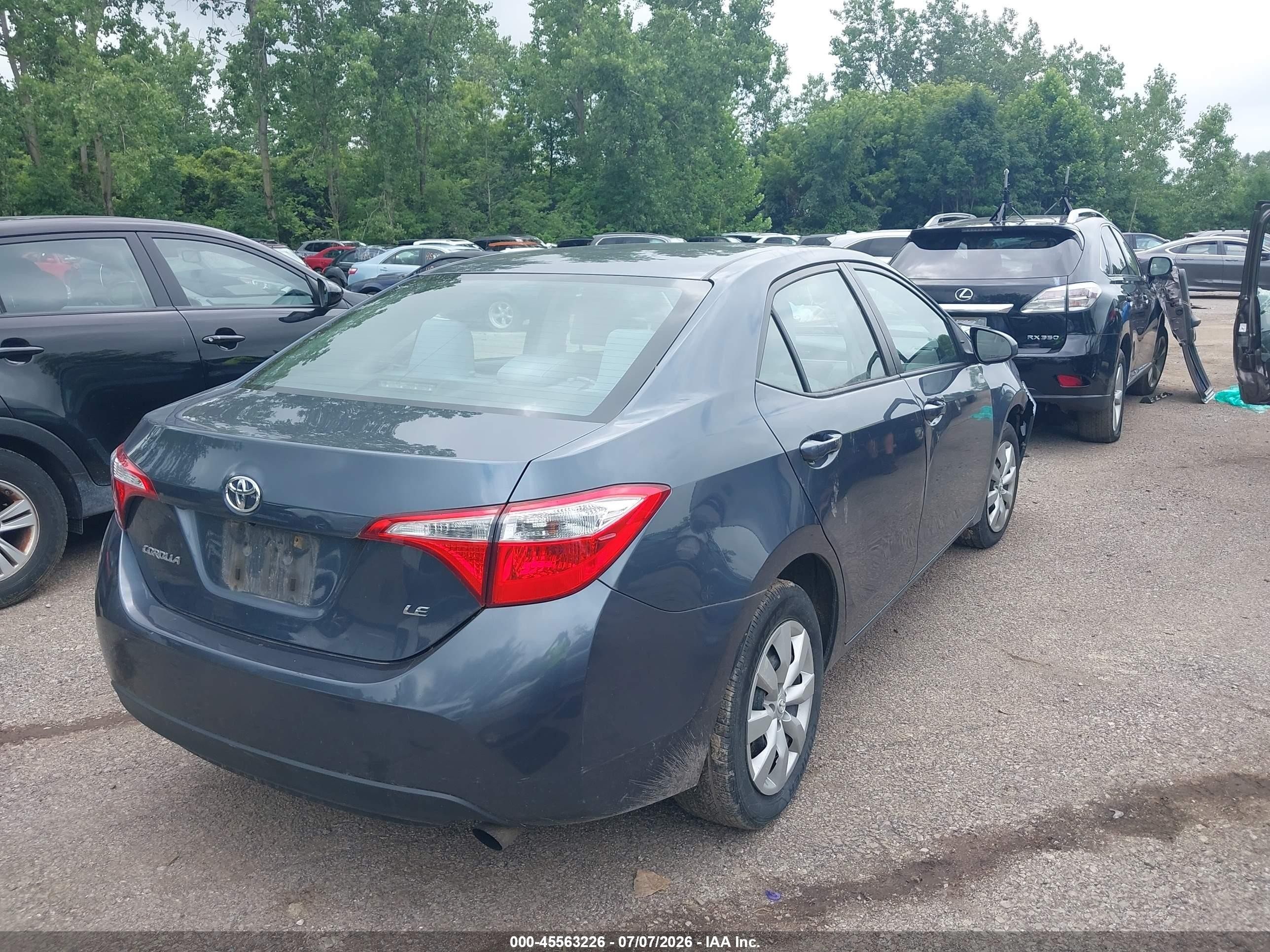 2015 Toyota Corolla Le Blue vin: 2T1BURHE8FC337208