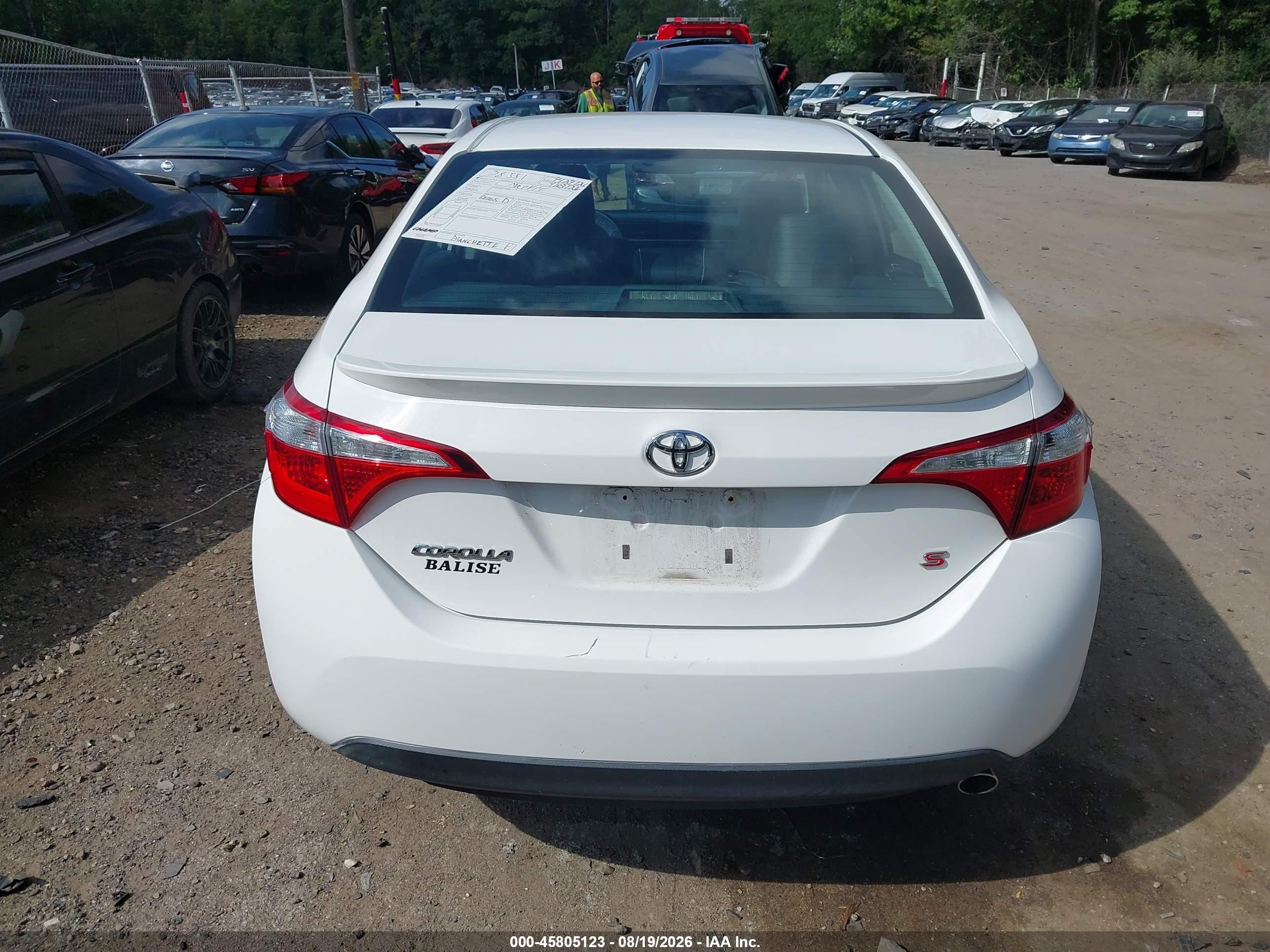 2015 Toyota Corolla S Plus White vin: 2T1BURHE8FC342019
