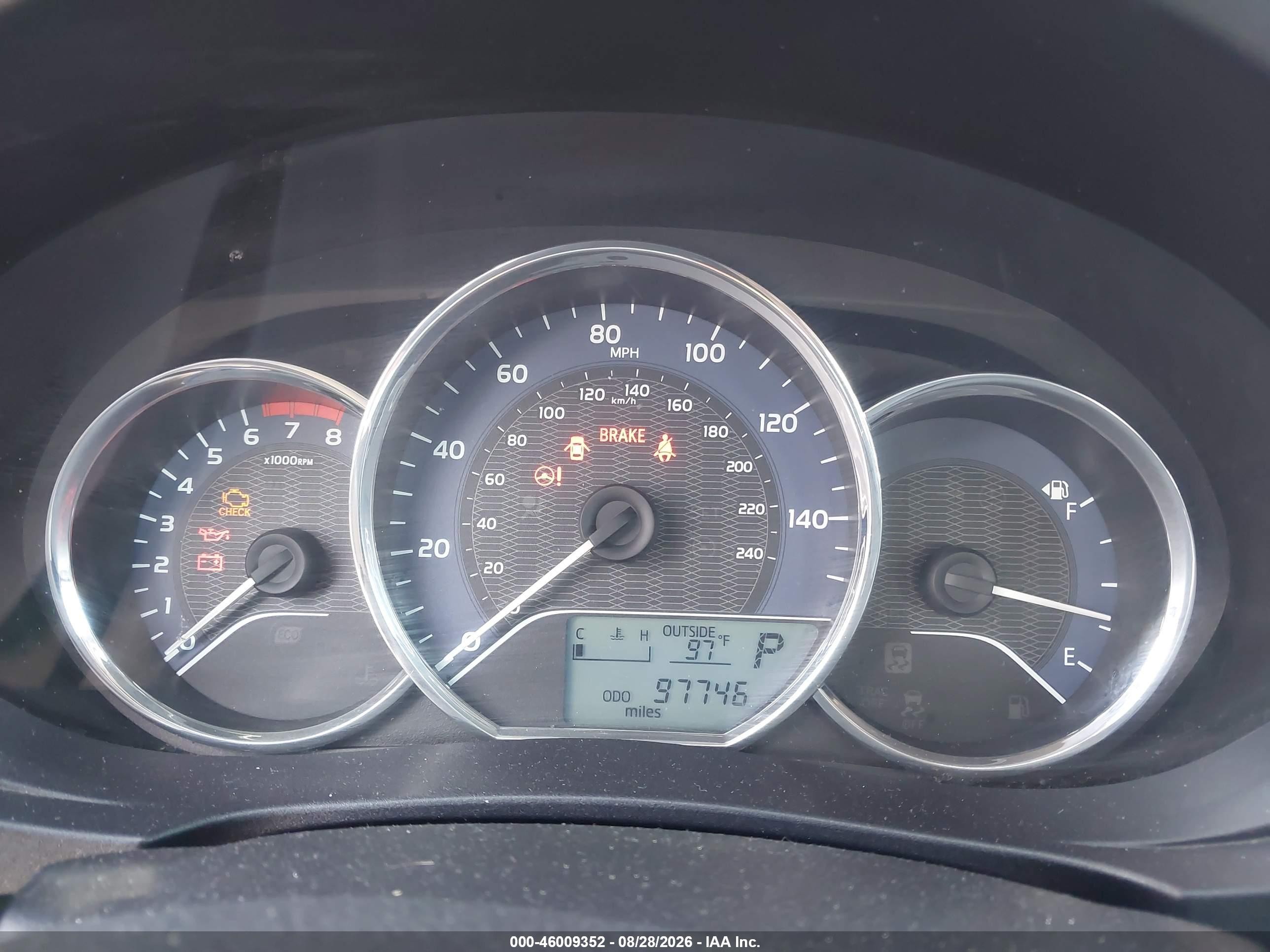 2015 Toyota Corolla Le Silver vin: 2T1BURHE8FC346197