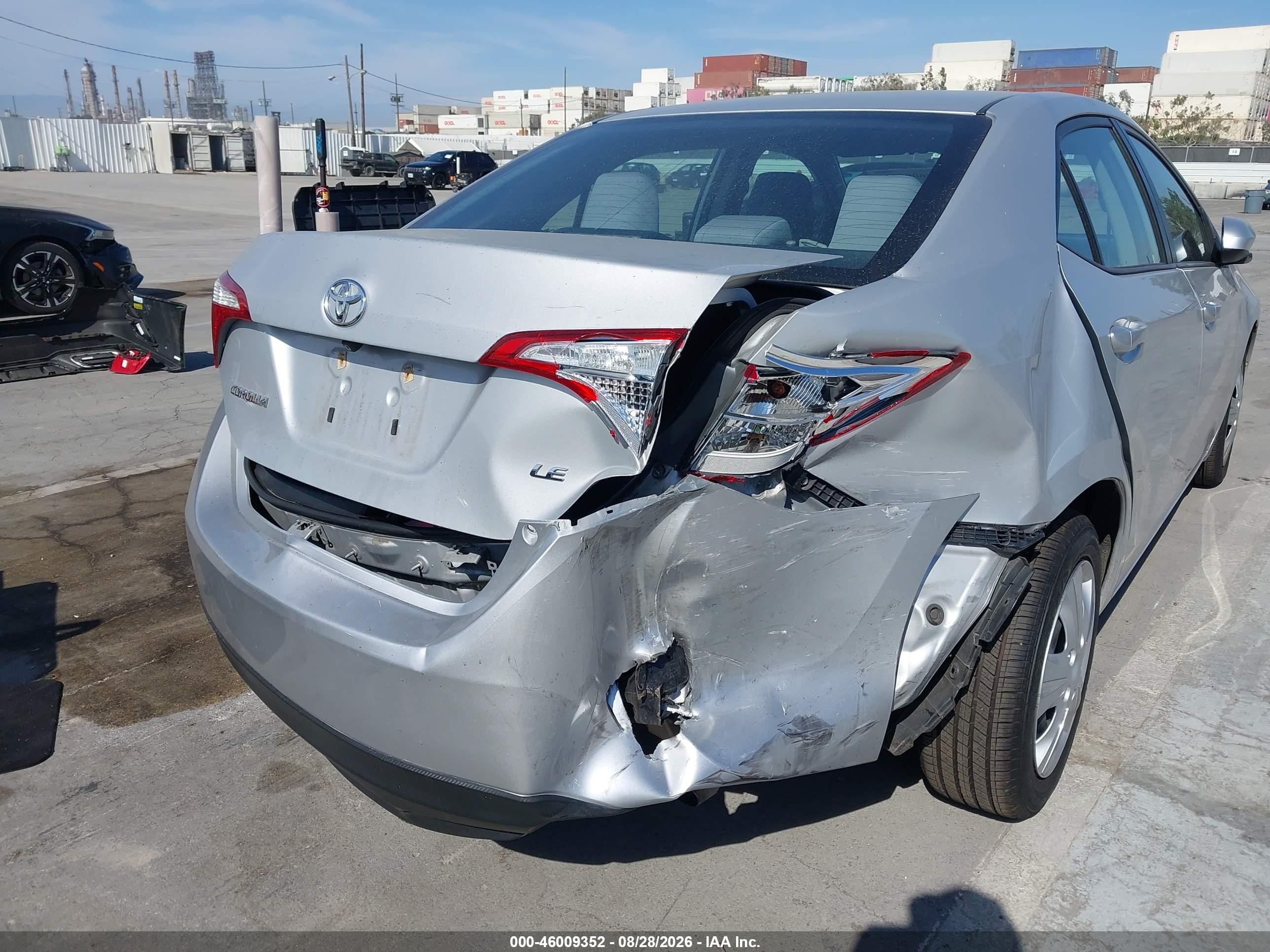 2015 Toyota Corolla Le Silver vin: 2T1BURHE8FC346197