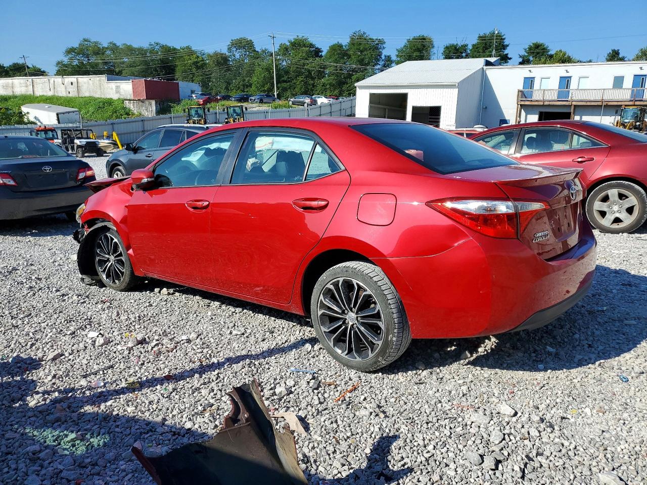 2015 Toyota Corolla S Plus Red vin: 2T1BURHE8FC353649