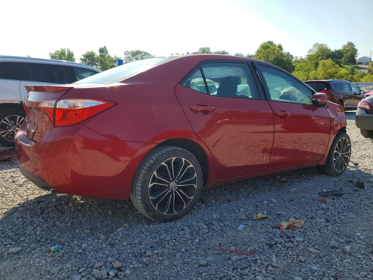 2015 Toyota Corolla S Plus Red vin: 2T1BURHE8FC353649