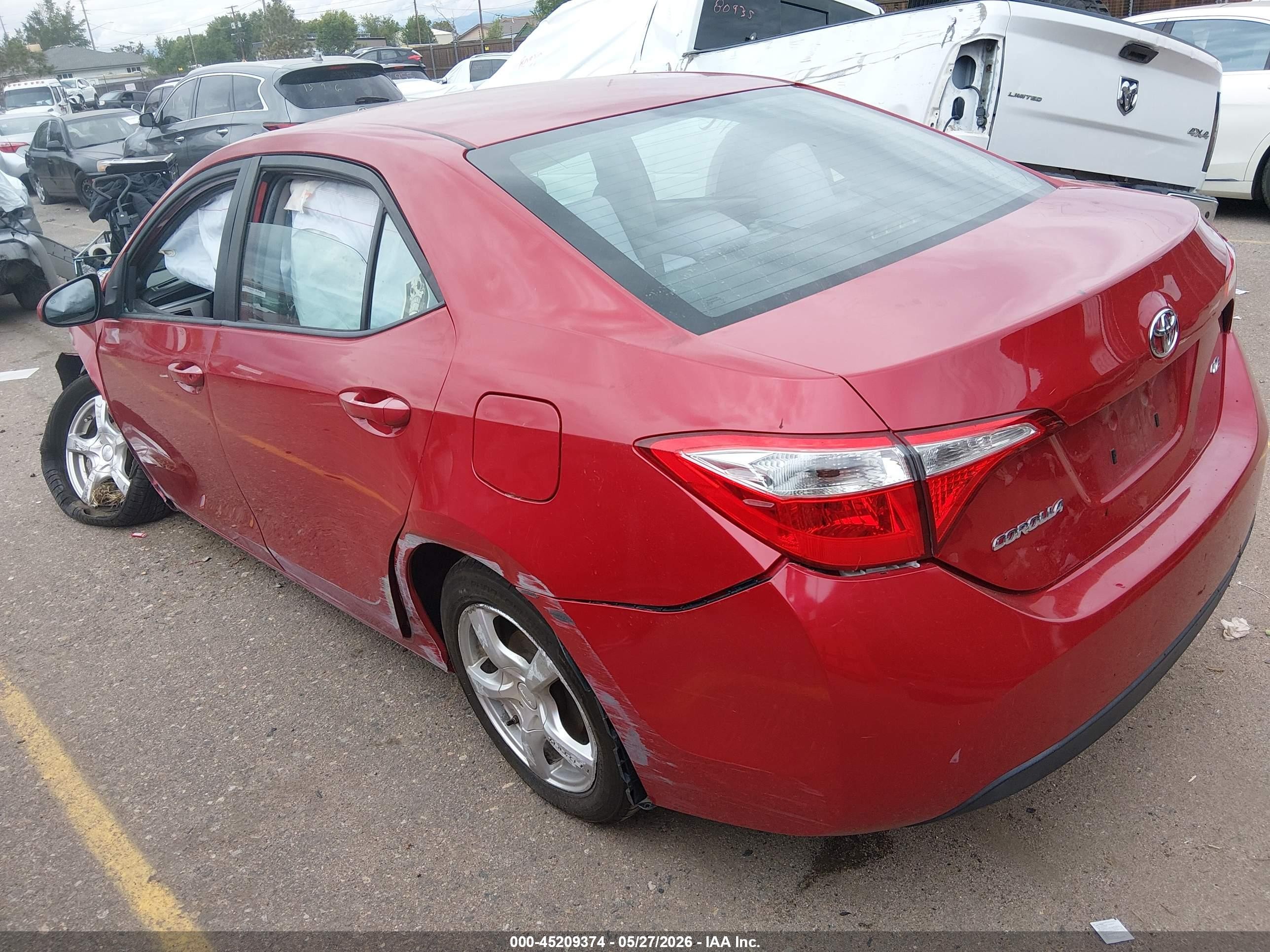 2015 Toyota Corolla Le Red vin: 2T1BURHE8FC359029