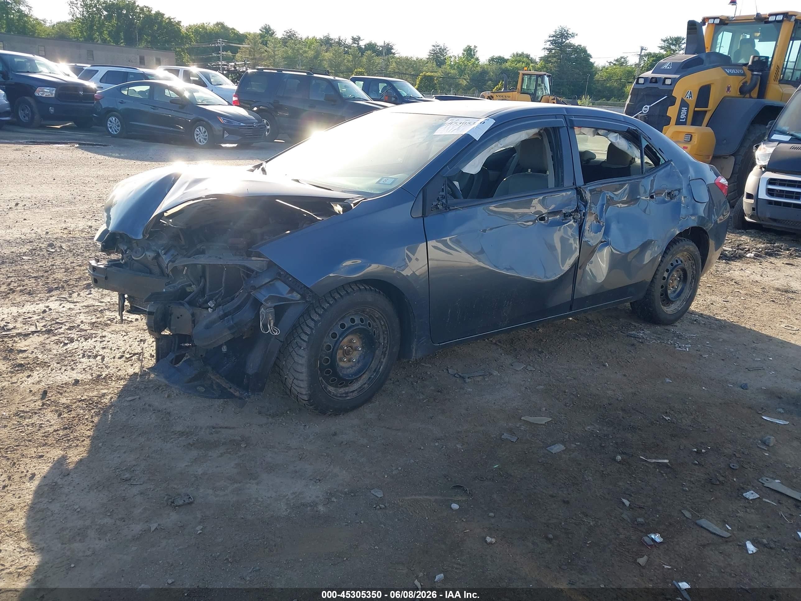 2015 Toyota Corolla Le Blue vin: 2T1BURHE8FC362822