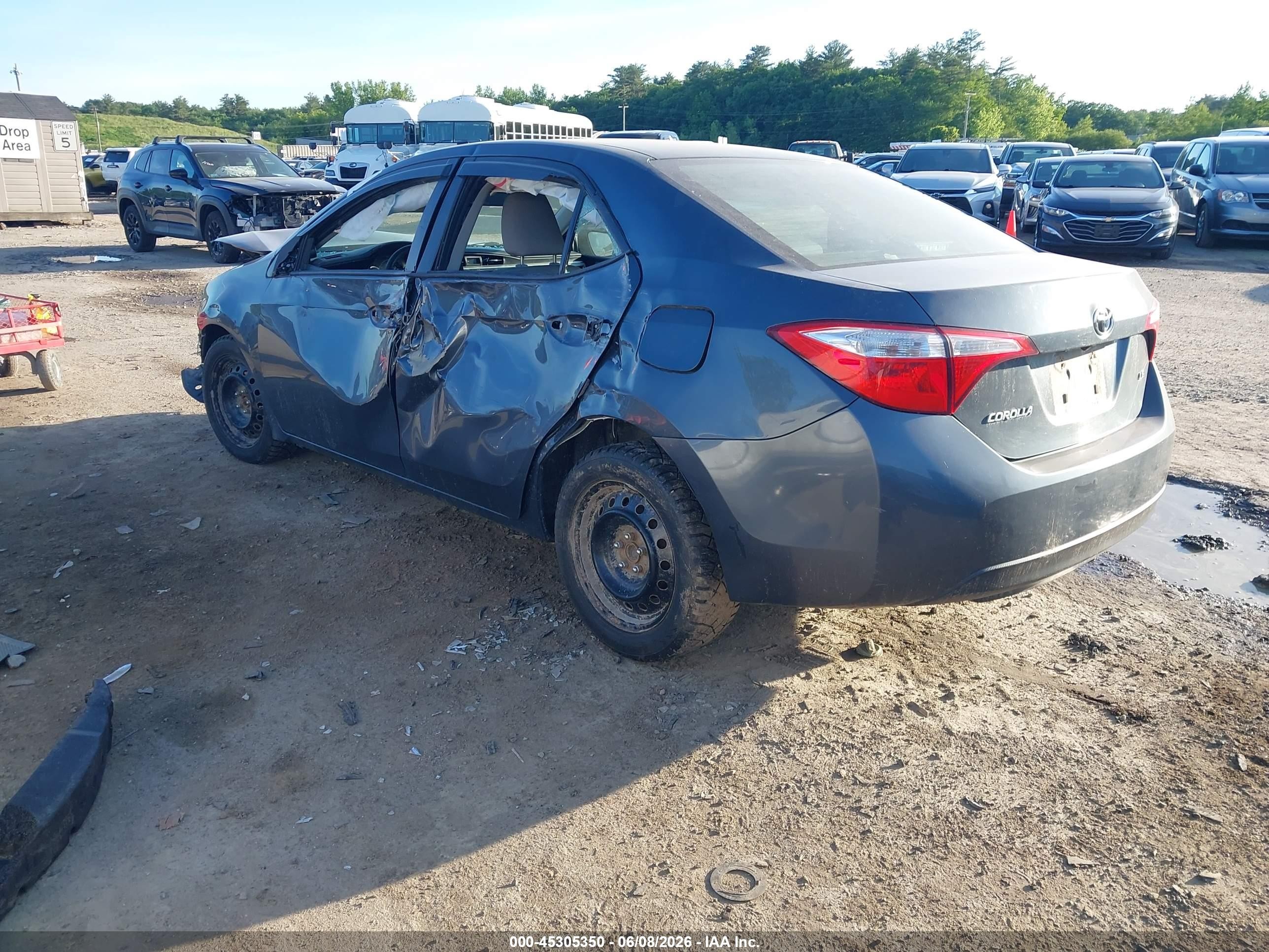 2015 Toyota Corolla Le Blue vin: 2T1BURHE8FC362822