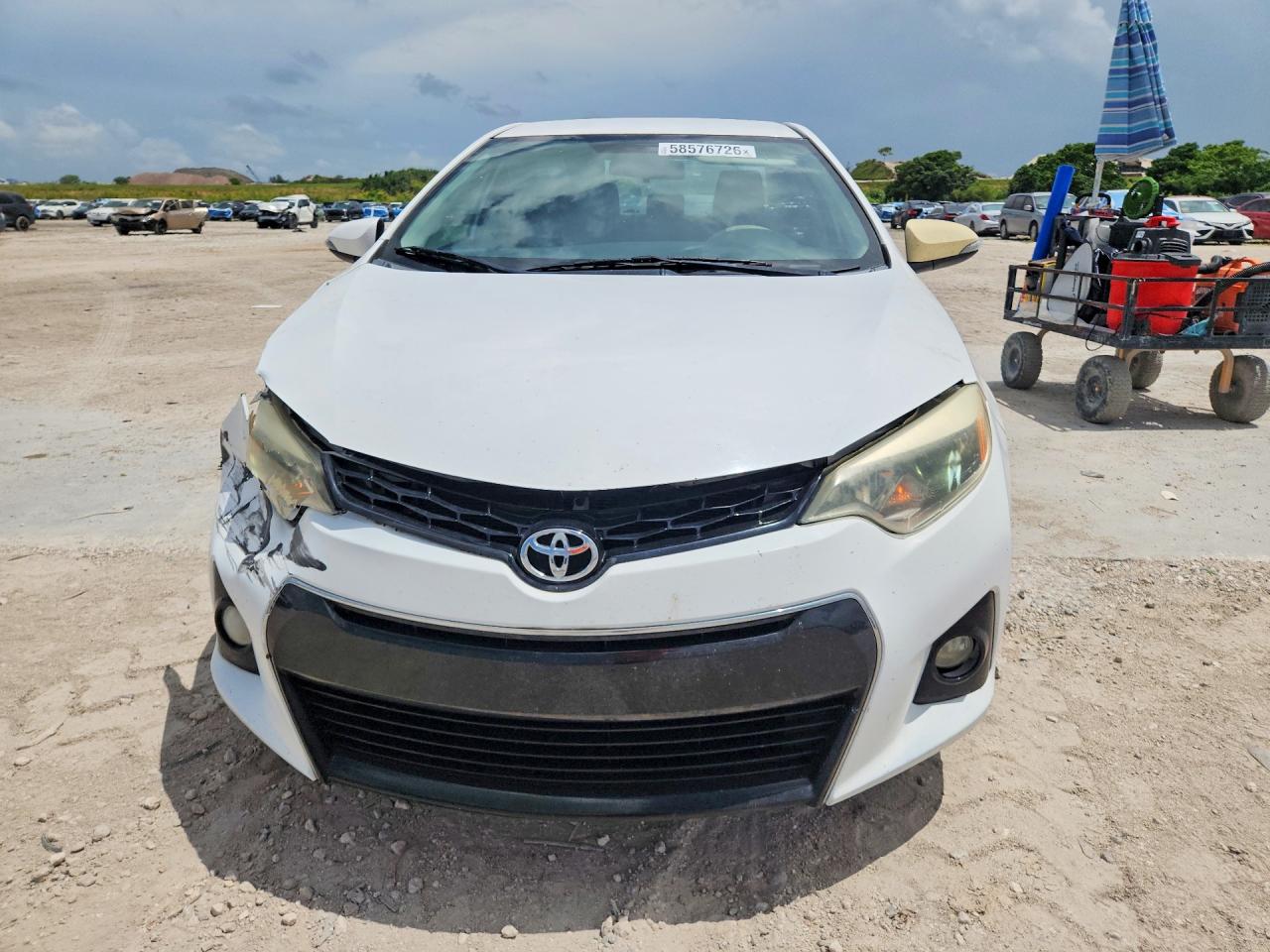 2015 Toyota Corolla S Plus White vin: 2T1BURHE8FC375683