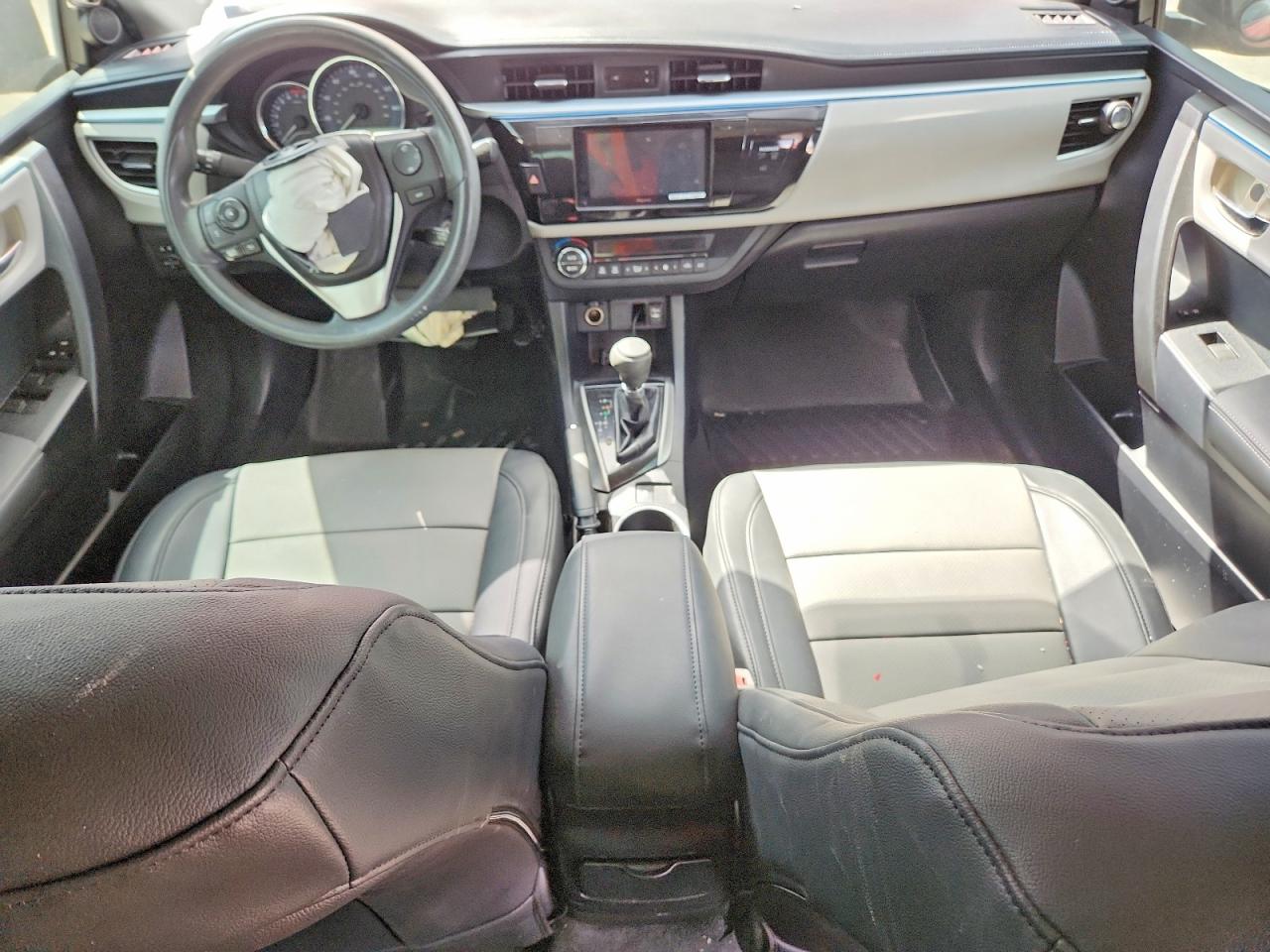 2015 Toyota Corolla Le Red vin: 2T1BURHE8FC409816