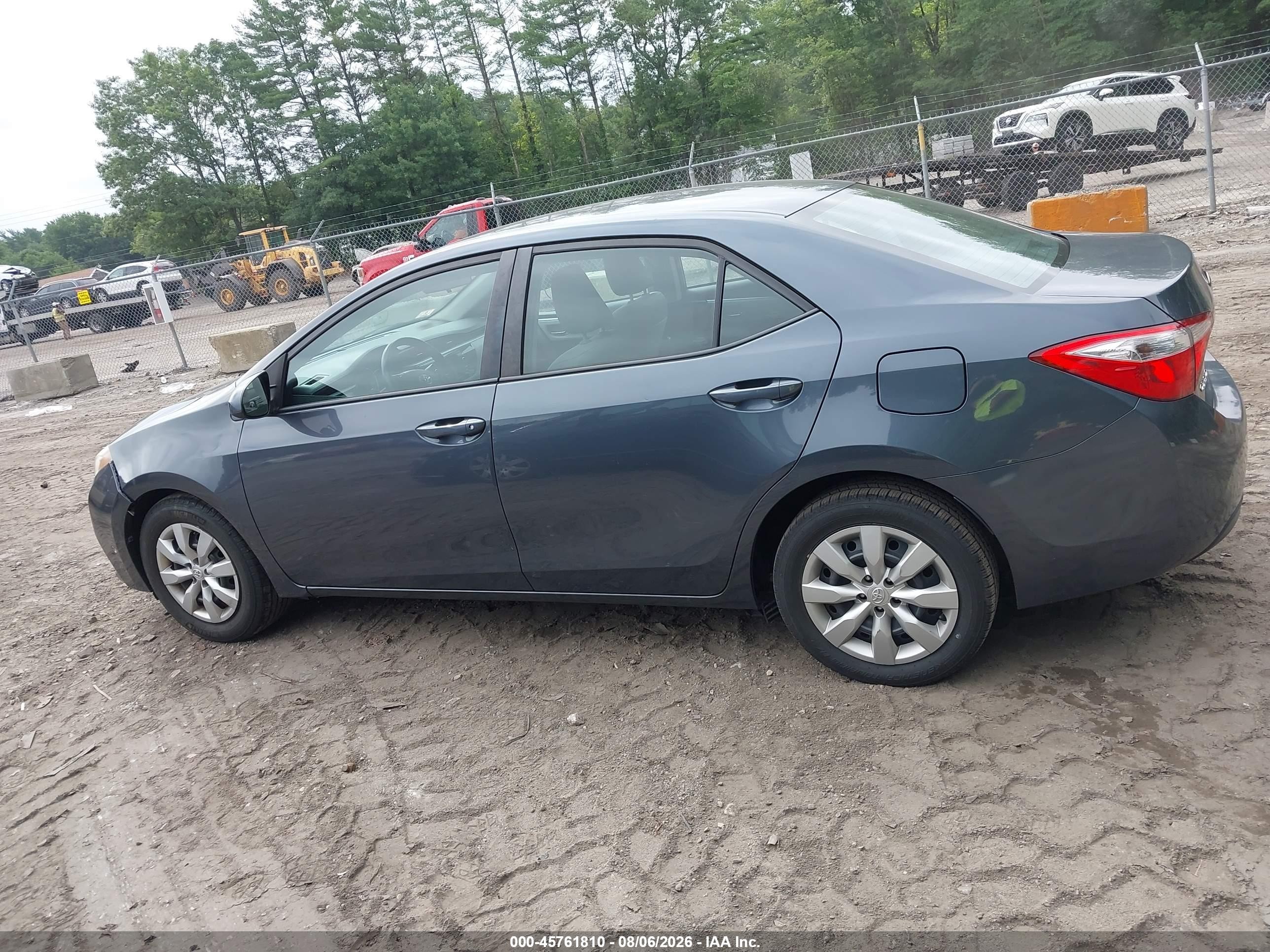 2015 Toyota Corolla Le Blue vin: 2T1BURHE8FC410495