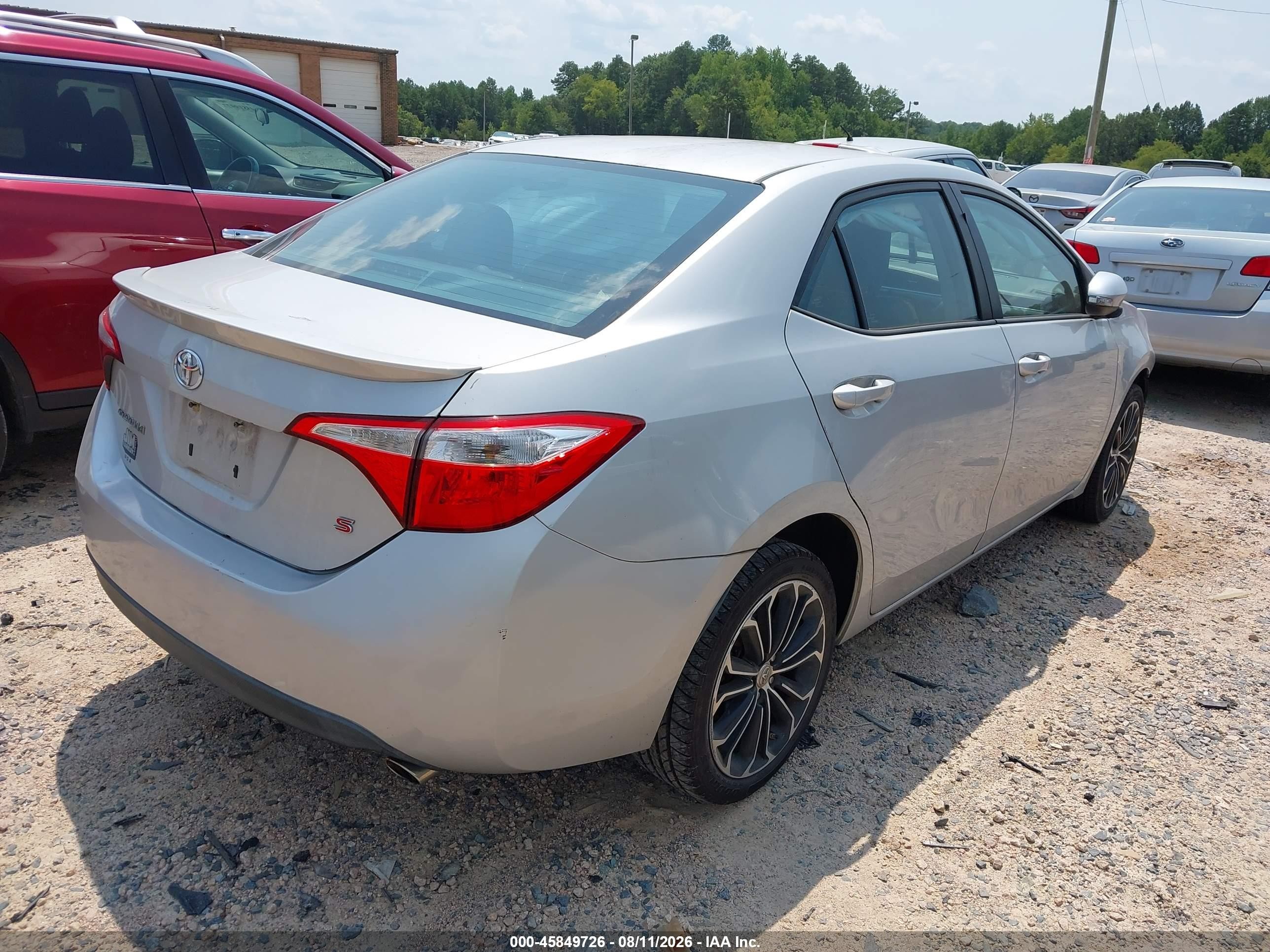 2015 Toyota Corolla S Plus Silver vin: 2T1BURHE8FC413347