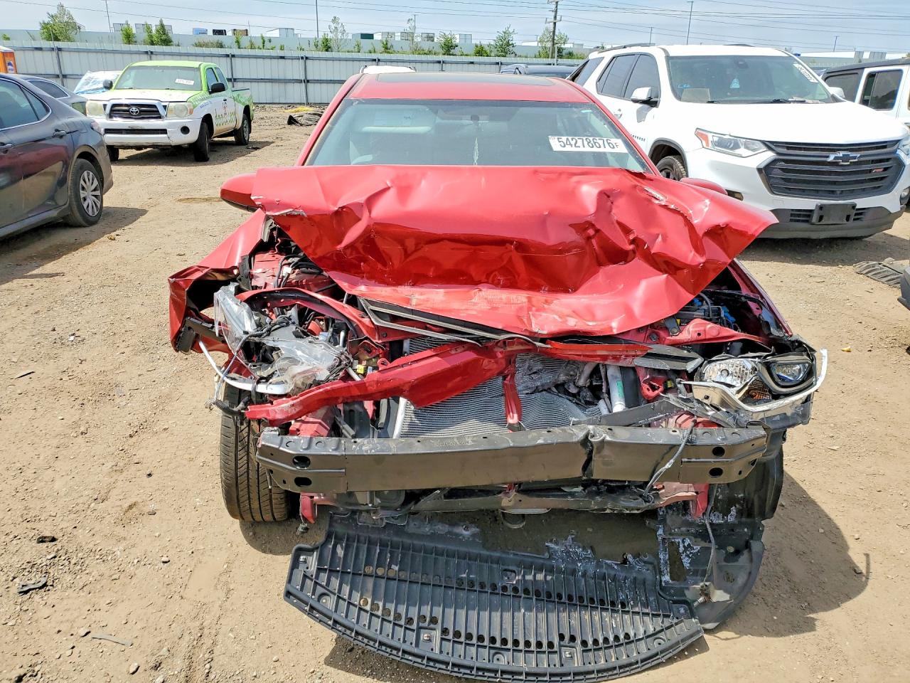 2015 Toyota Corolla Le Plus Red vin: 2T1BURHE8FC422503