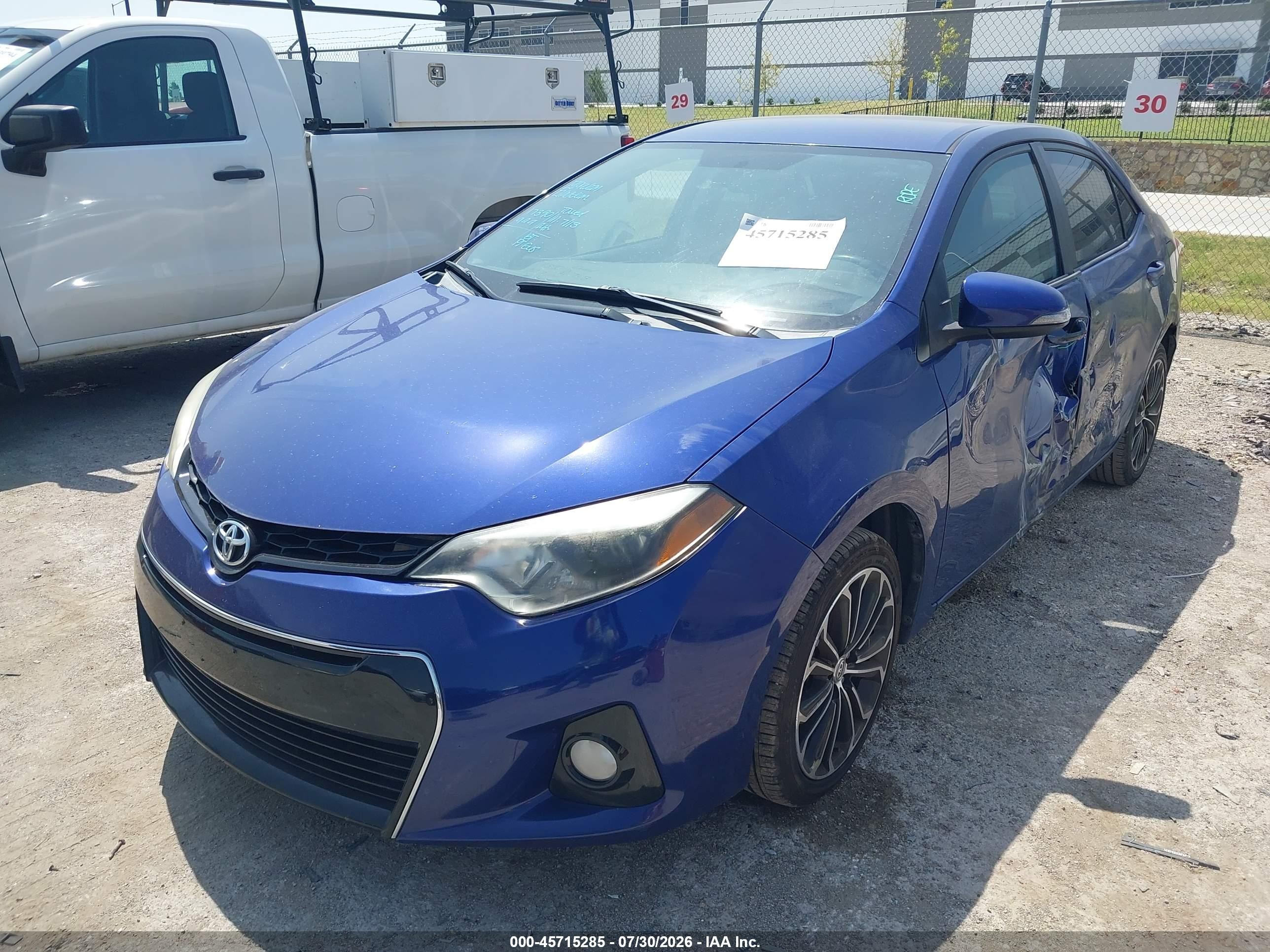 2015 Toyota Corolla S Plus Blue vin: 2T1BURHE8FC430908