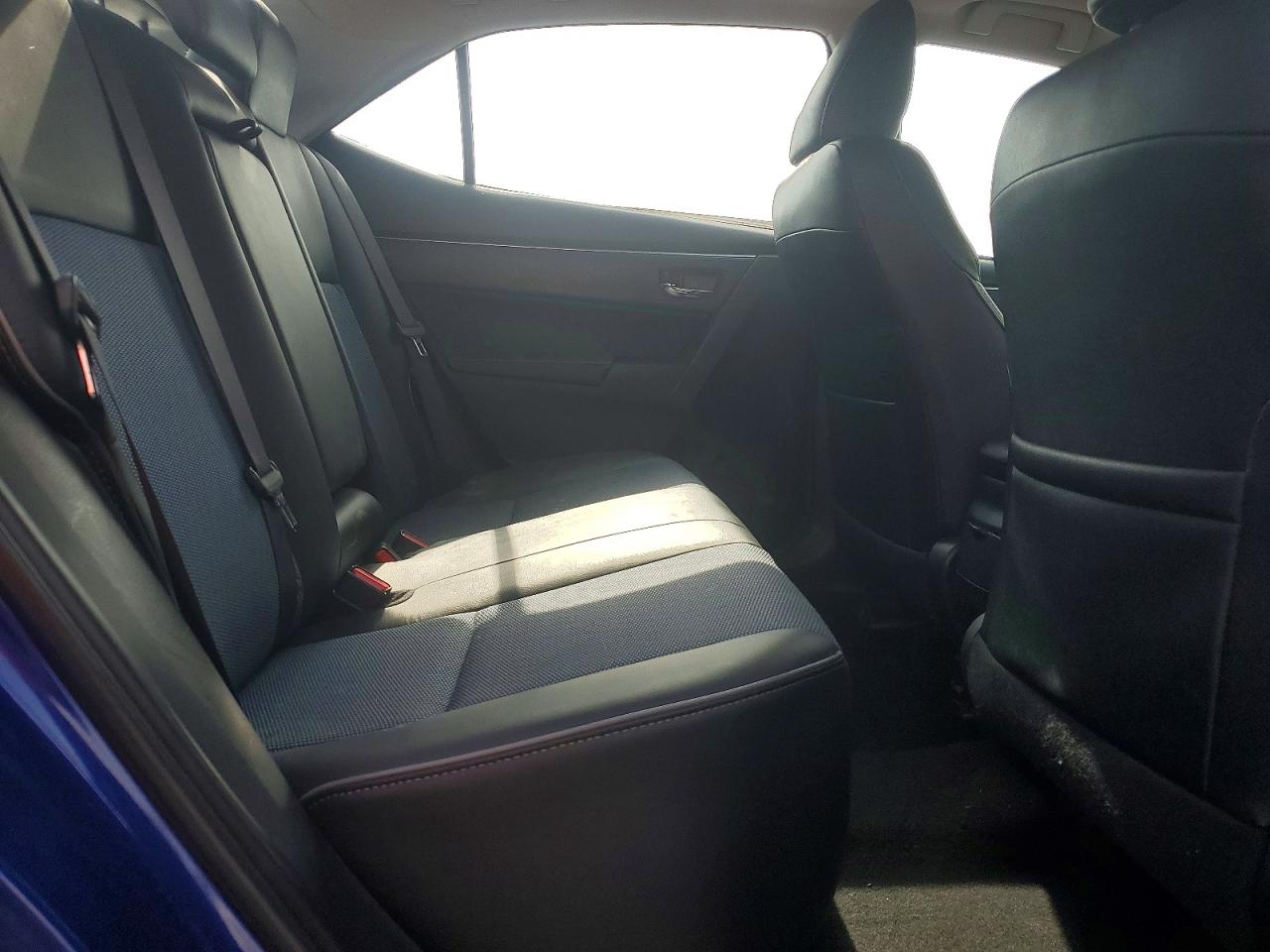 2015 Toyota Corolla S Plus Blue vin: 2T1BURHE8FC432674
