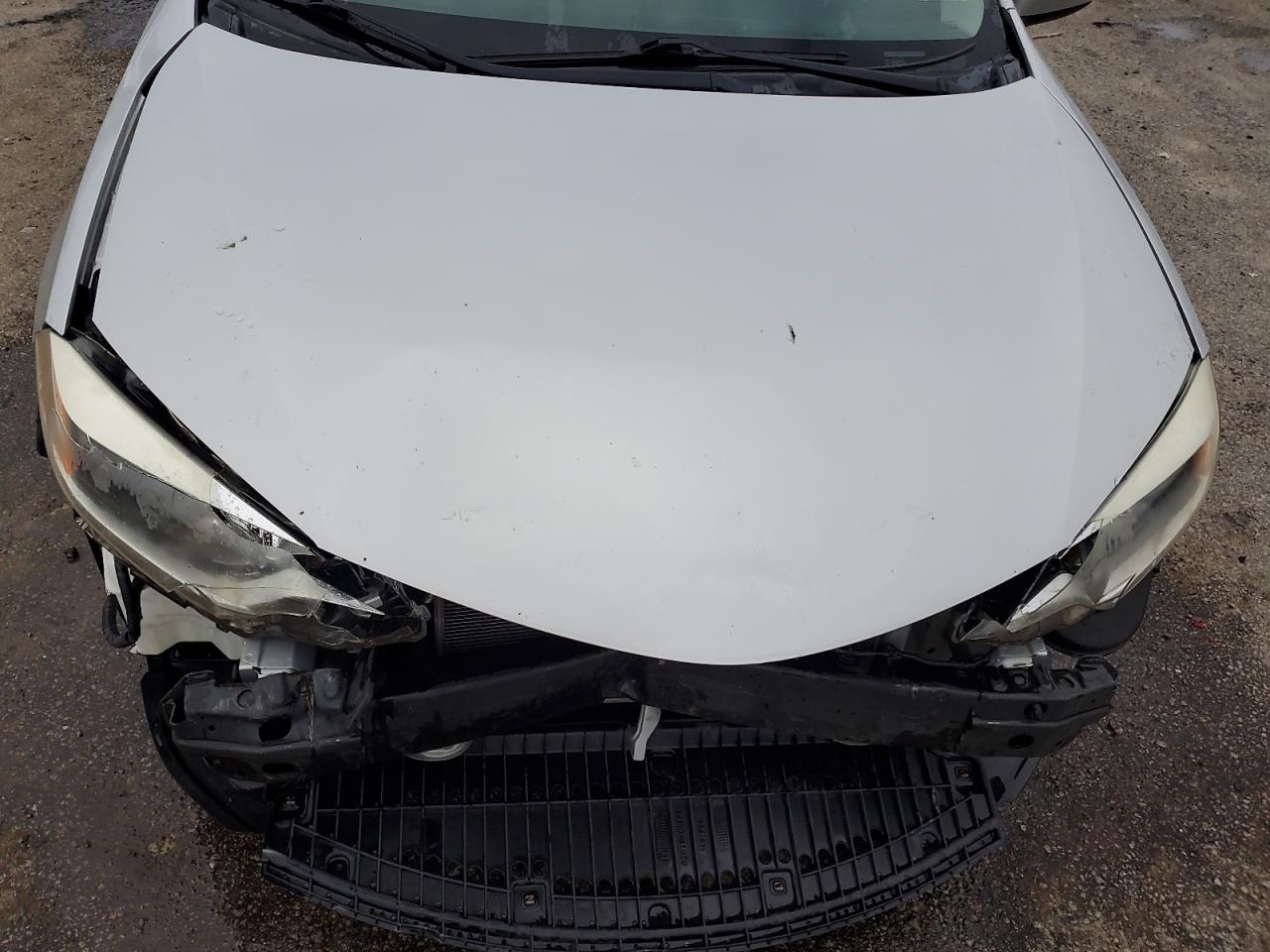 2015 Toyota Corolla L Silver vin: 2T1BURHE8FC434263